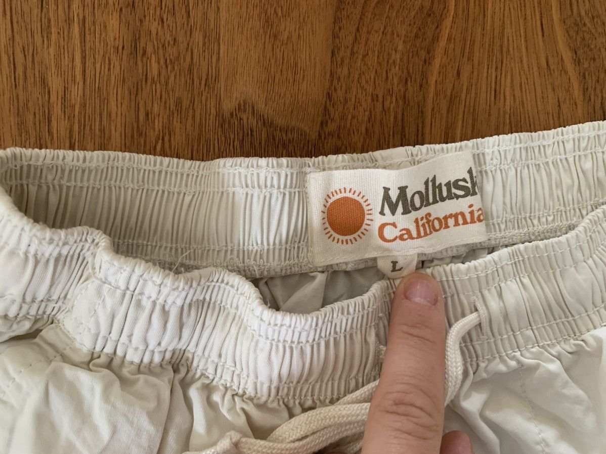 Mollusk White Mollusk shorts (Patagonia baggies equivalent) Size 30" / US 8 / IT 44 - 3 Thumbnail