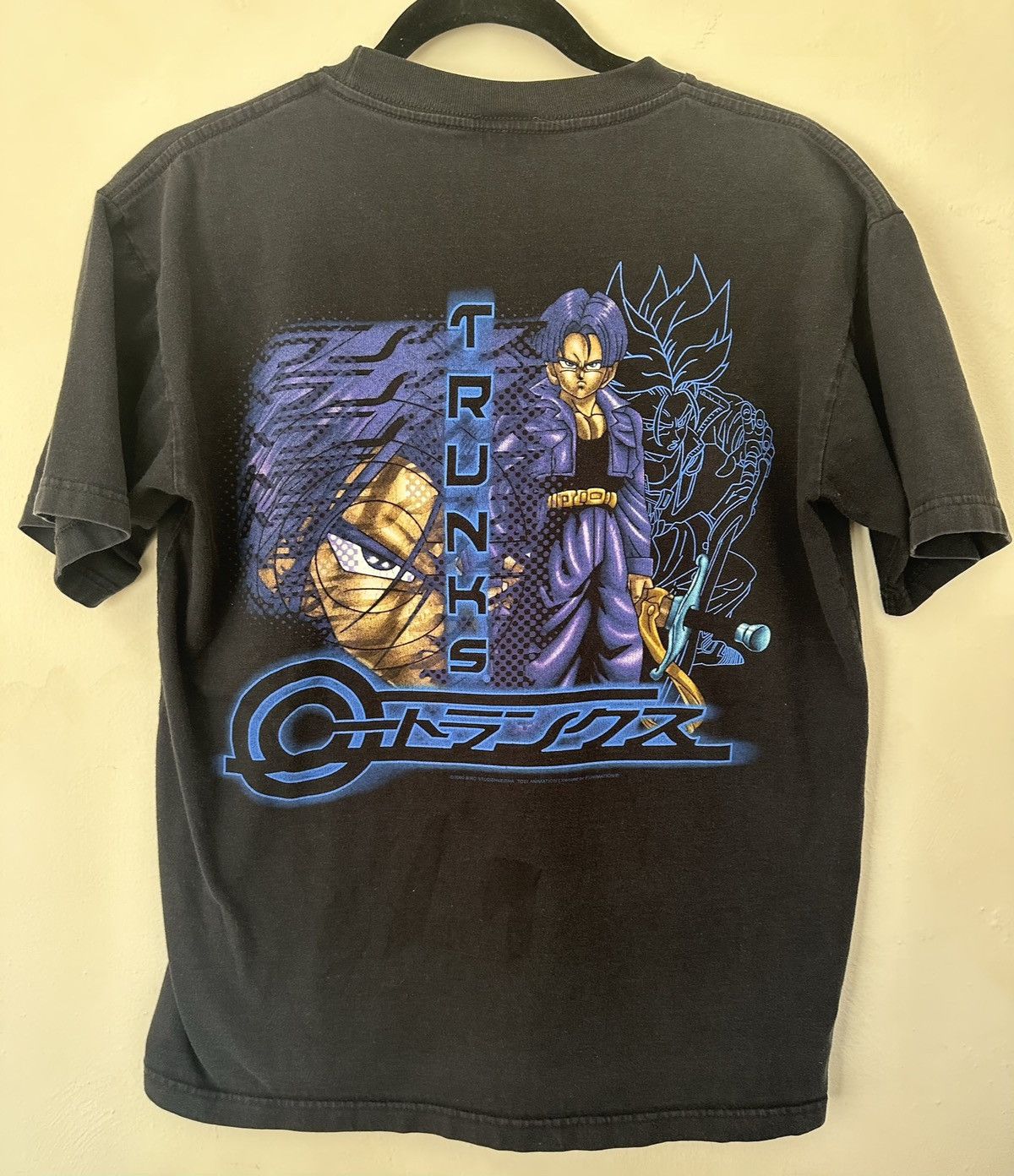 Vintage Vintage 2000s Dragon Ball Z Trunks T-Shirt Size US M / EU 48-50 / 2 - 2 Thumbnail