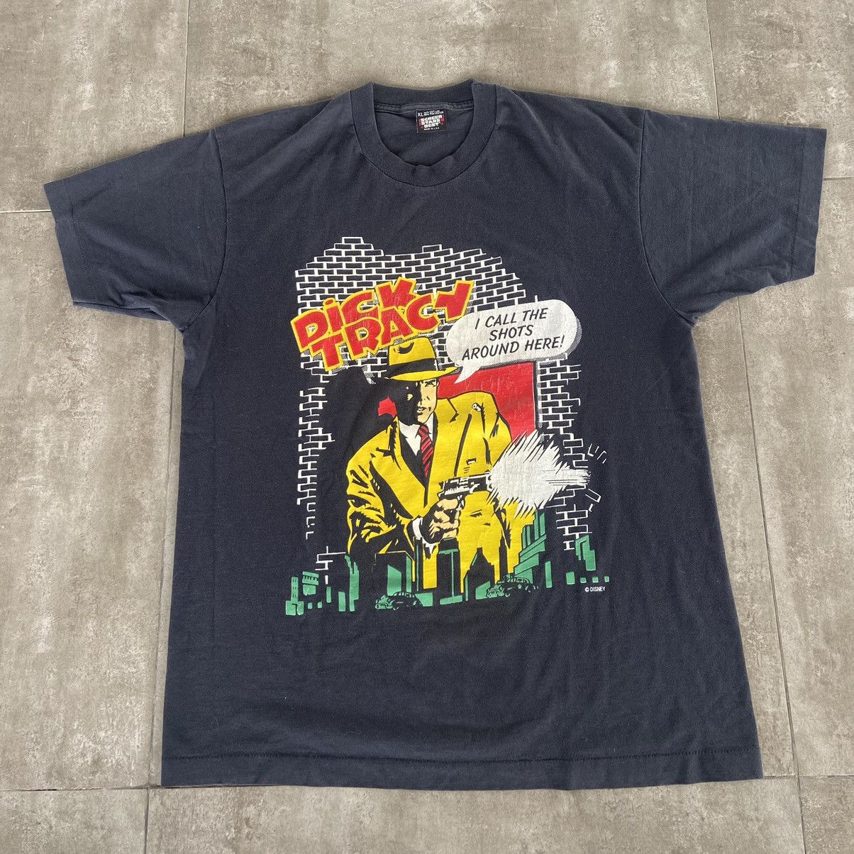 Disney × Vintage Vintage Dick Tracy “I Call The Shots” Tshirt Size US XL / EU 56 / 4 - 1 Thumbnail