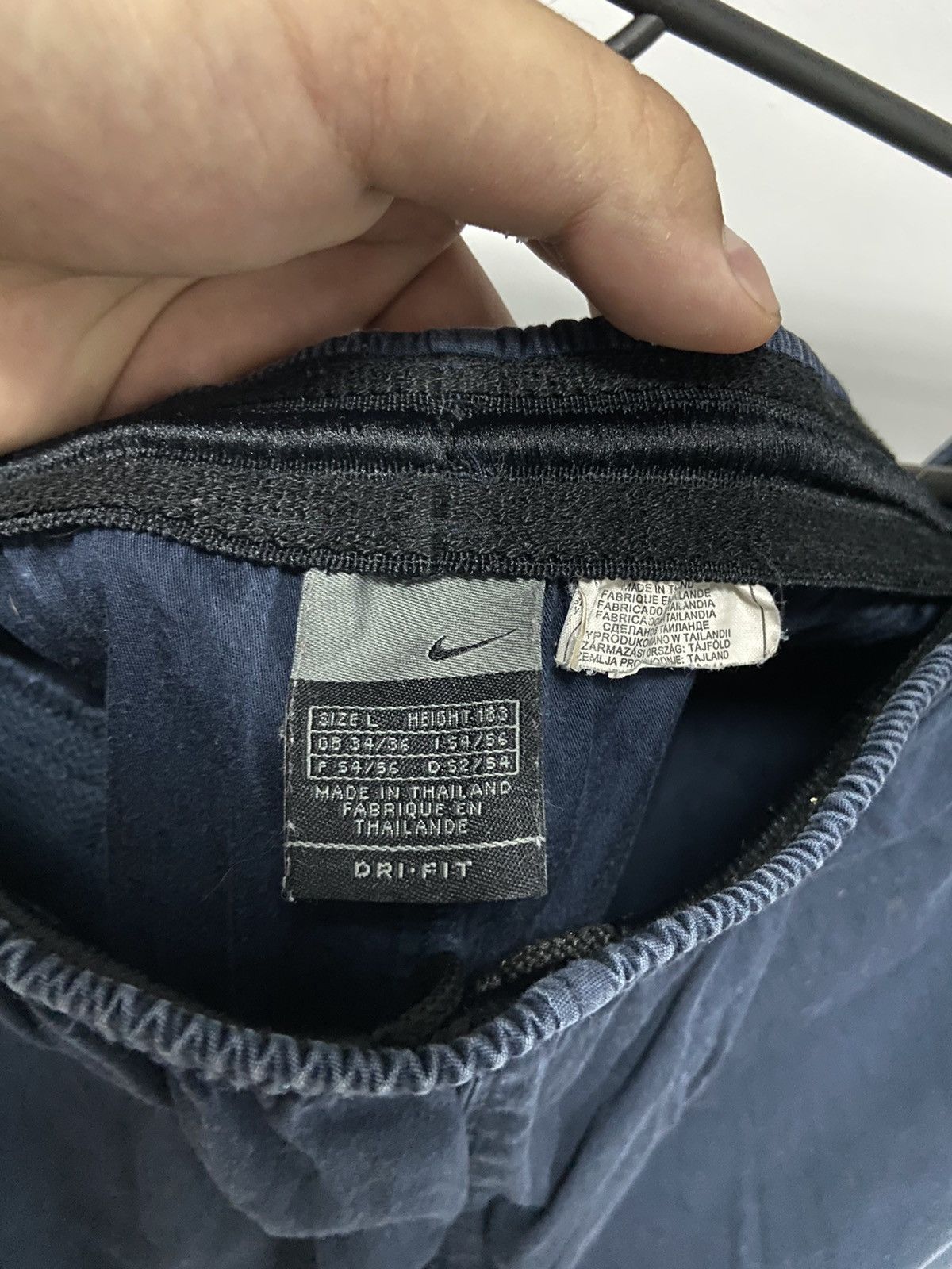 Nike × Vintage Nike Court Shorts Vintage Small Logo Style Y2K Nylon Size US 34 / EU 50 - 7 Thumbnail