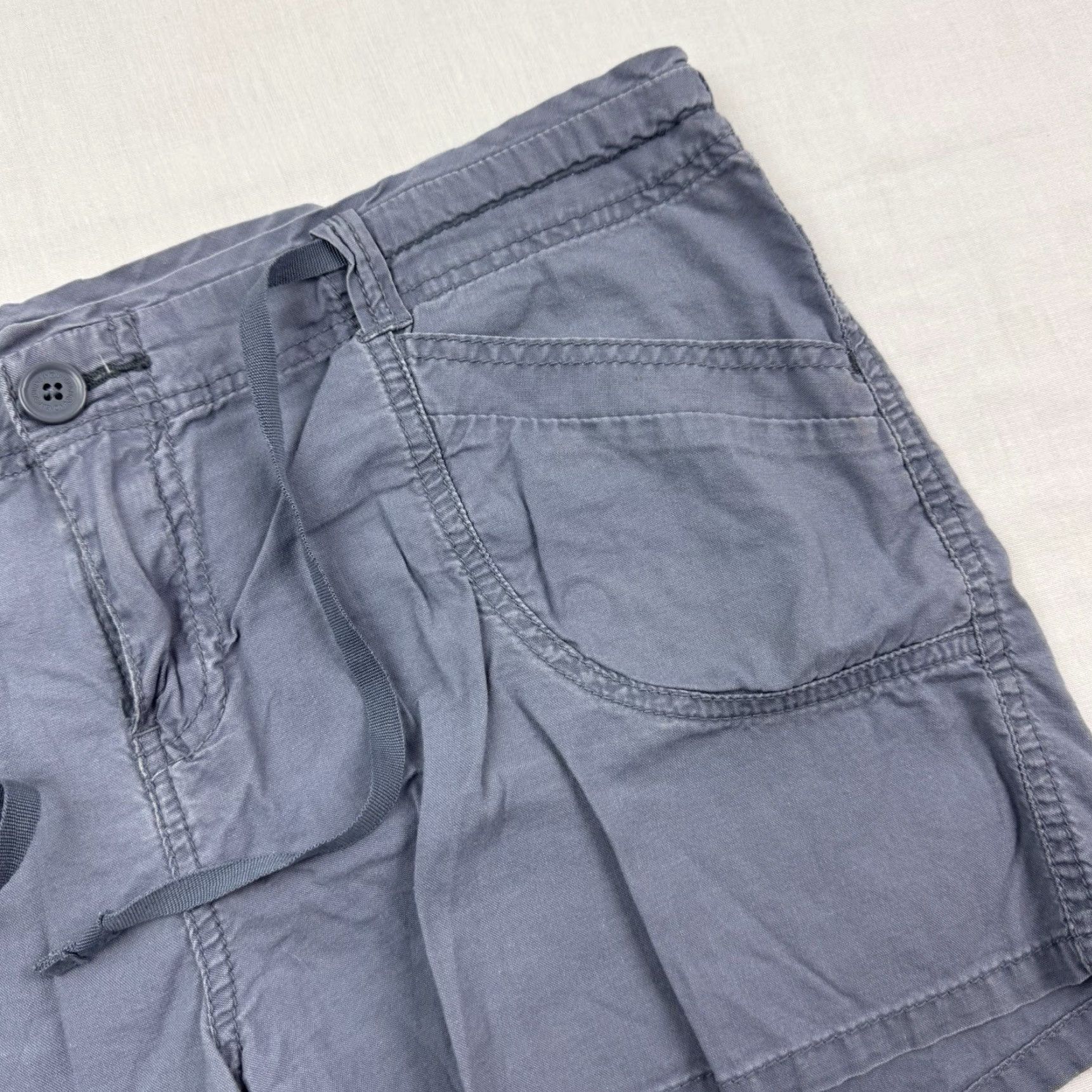 Vintage VINTAGE UNIONBAY Shorts Women 15 Gray Mid Waist Hipster Chino Casual Size 36" / US 14 / IT 50 - 3 Thumbnail