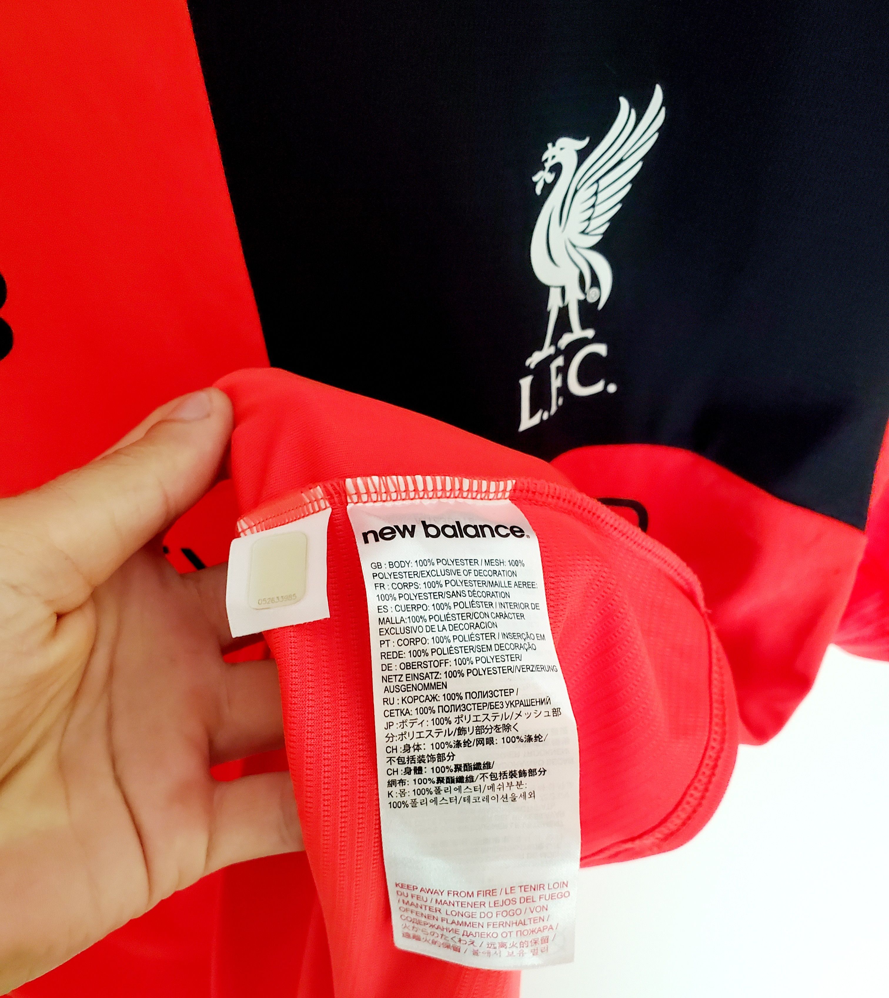 New Balance LIVERPOOL 2016/2017 FOOTBALL JERSE NEW BALANCE M Size US M / EU 48-50 / 2 - 4 Thumbnail