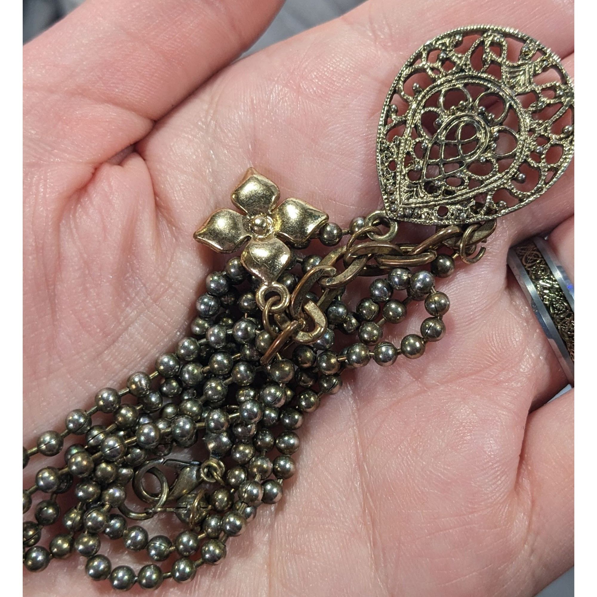 Other Bohemian Floral Gold Tone Charm Cluster Pendant Necklace Size ONE SIZE - 8 Thumbnail