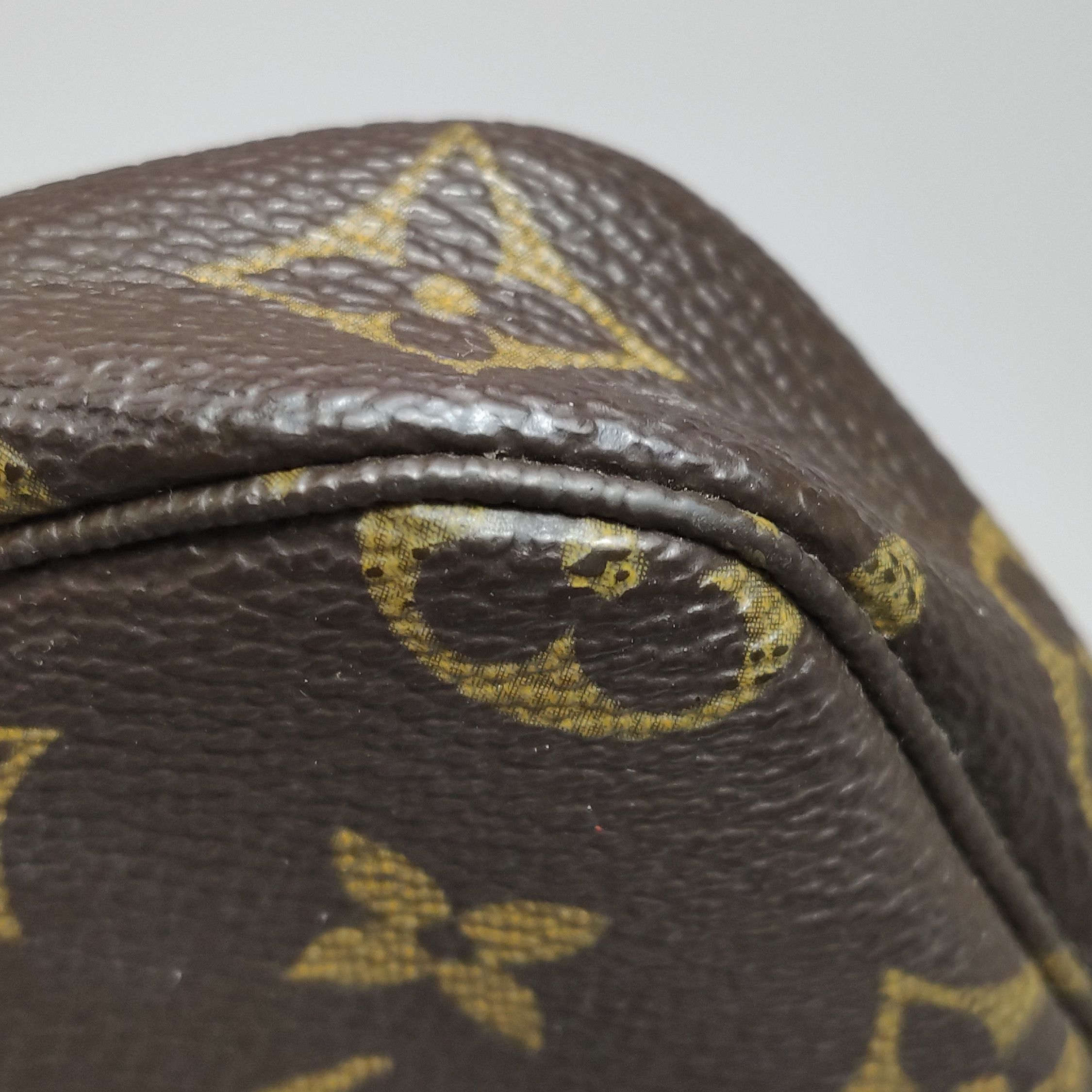 Louis Vuitton Louis Vuitton (LV) Accessories Mahjong Bag Medium Vegetable Size ONE SIZE - 9 Thumbnail