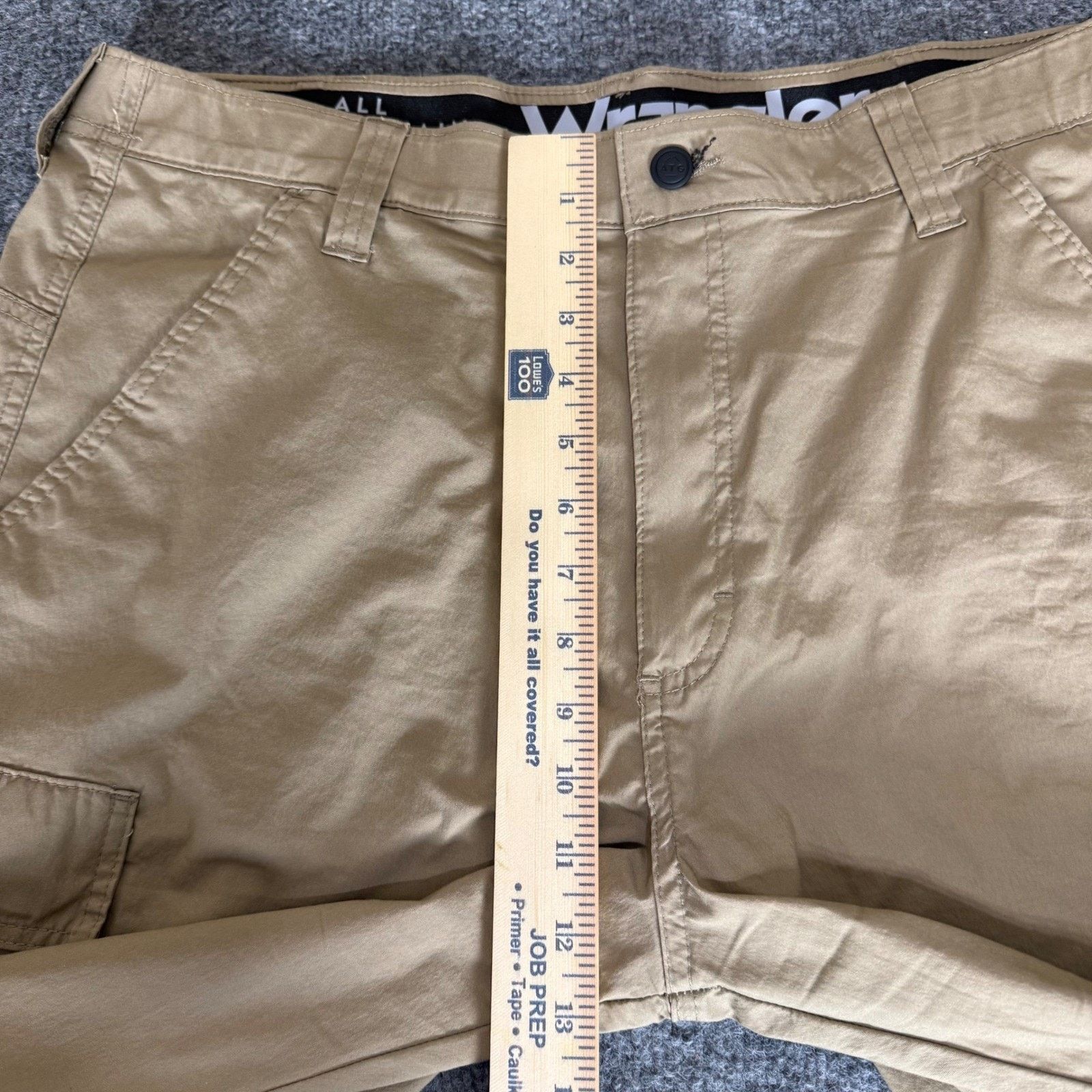 Wrangler Wrangler ATG Cargo Shorts Mens 36 Beige Outdoor Hiking Trail Size US 36 / EU 52 - 6 Thumbnail
