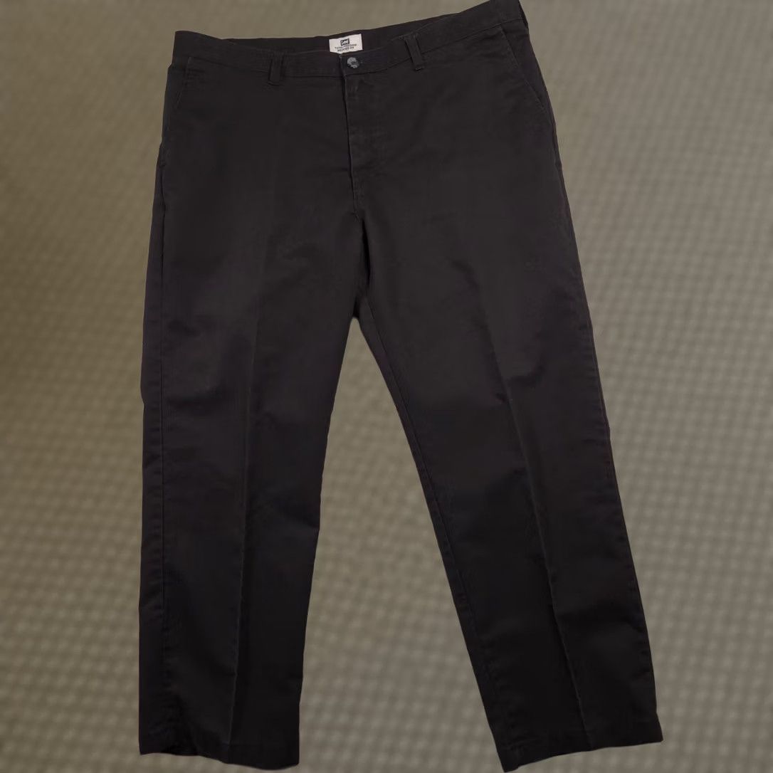 Lee Lee Total Freedom Pants Mens 40x30 Black Relaxed Fit Chino Straight Leg Casual Size US 40 / EU 56 - 1 Thumbnail