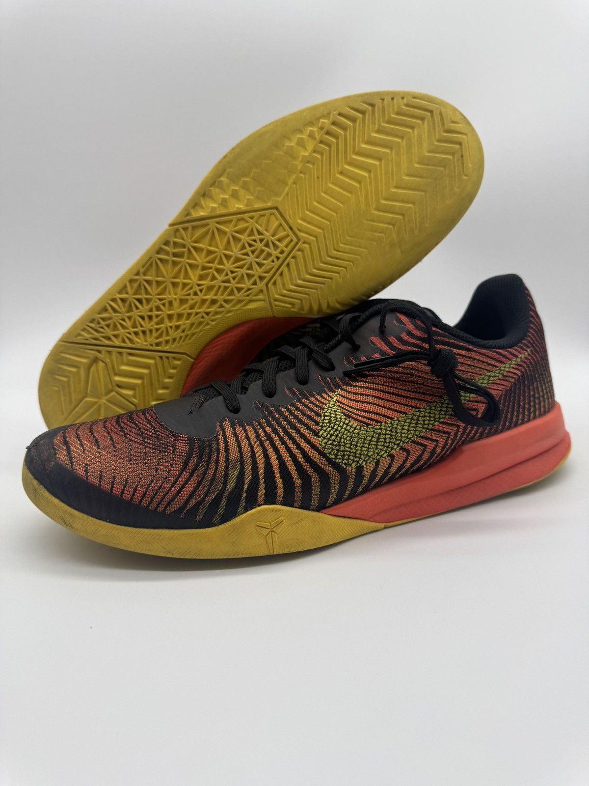 Nike Nike Kobe Mentality 2 Thunder 818952-003 Men’s Size 10.5 Size US 10.5 / EU 43-44 - 1 Thumbnail