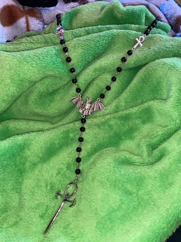 VIBE Vampire Necklace Size ONE SIZE - 5 Thumbnail