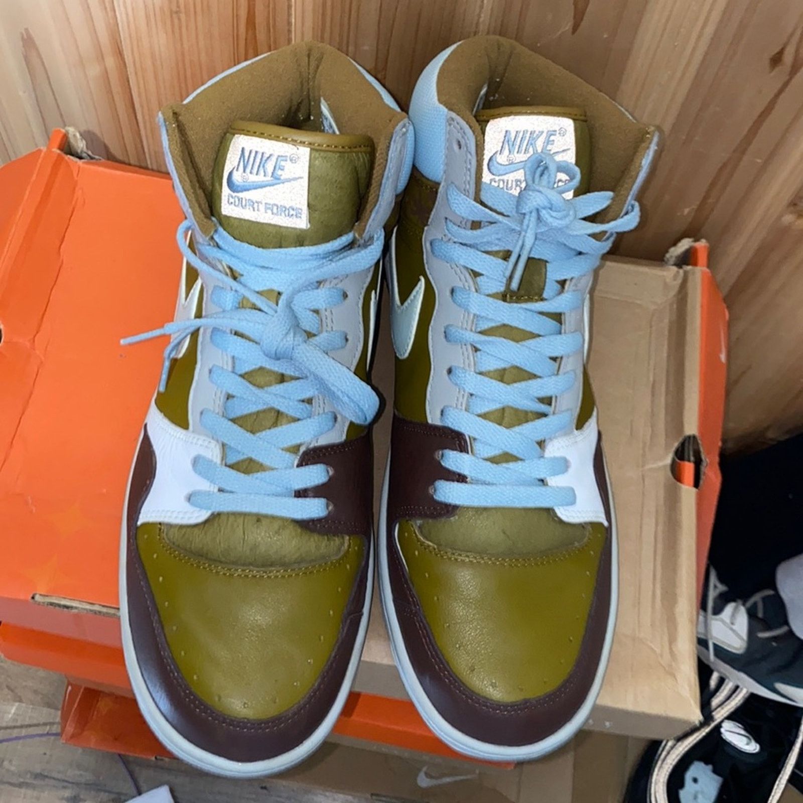 Nike 2006 Nike Court Force High Premium Spanish Moss White Granit Size US 11 / EU 44 - 9 Thumbnail