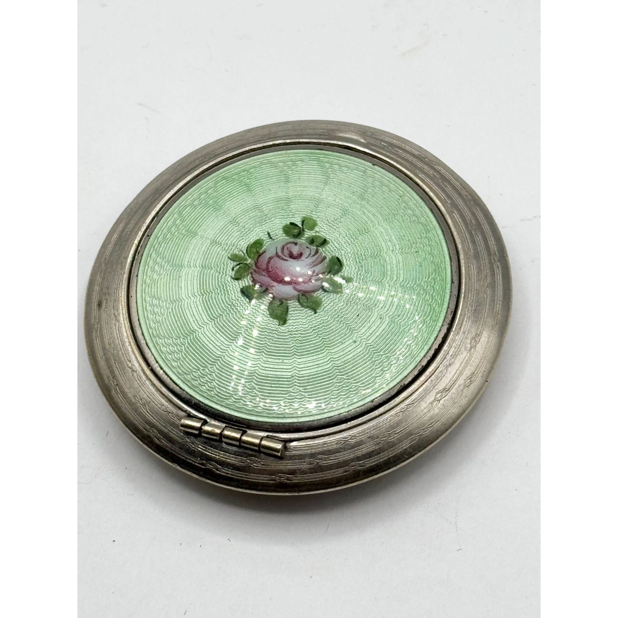 Vintage Estate art deco green Guilloche enamel flower compact Size ONE SIZE - 4 Thumbnail