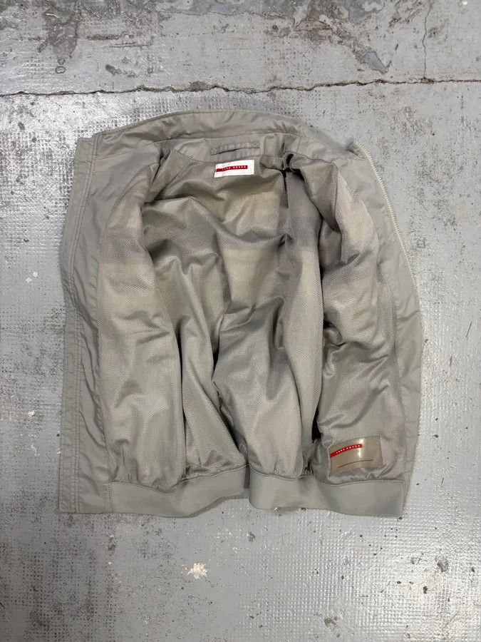 Prada AW2003 Prada Red White Nylon Luna Rossa Jacket Size US M / EU 48-50 / 2 - 6 Thumbnail