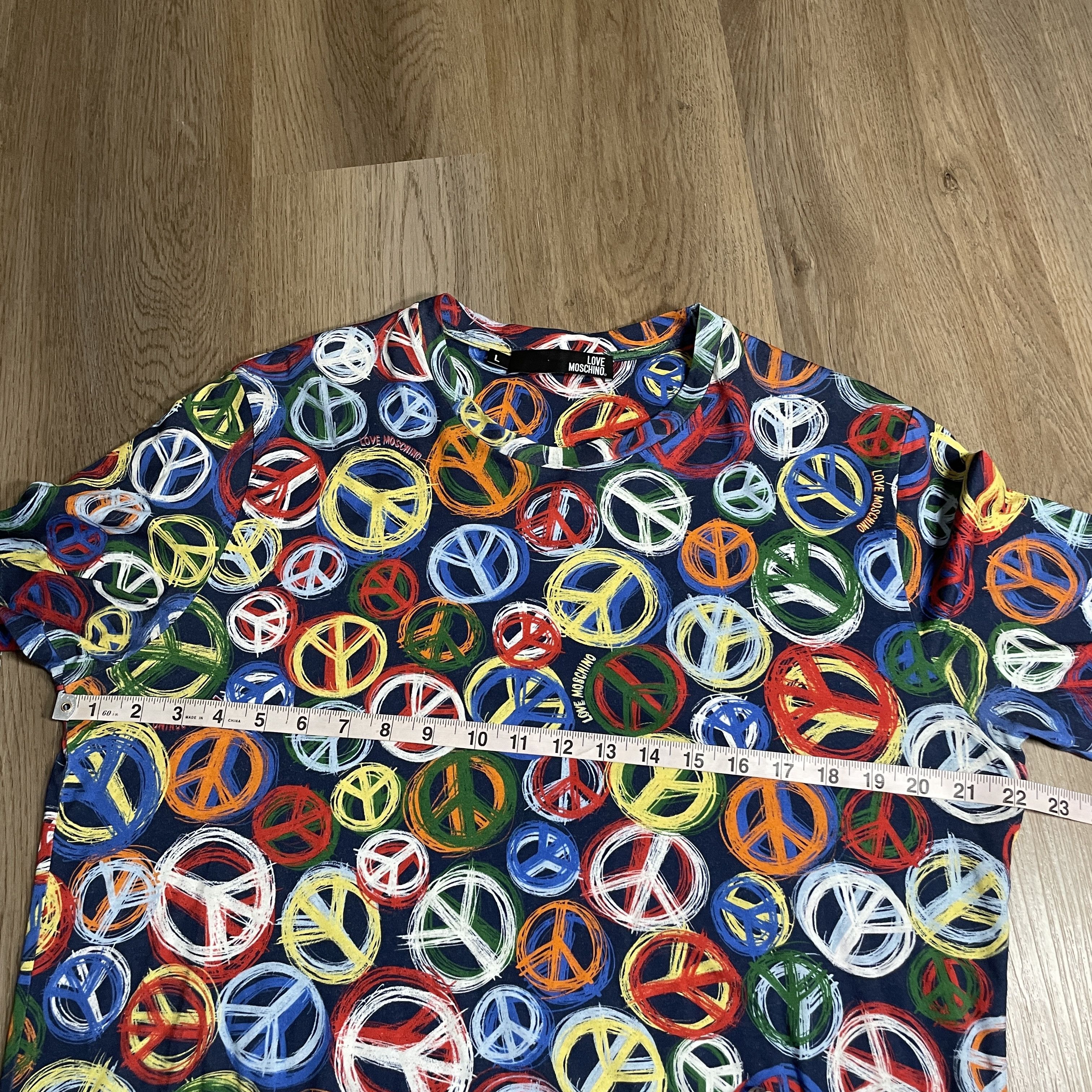 Moschino Love Moschino Peace Print T-shirt Size US L / EU 52-54 / 3 - 5 Thumbnail