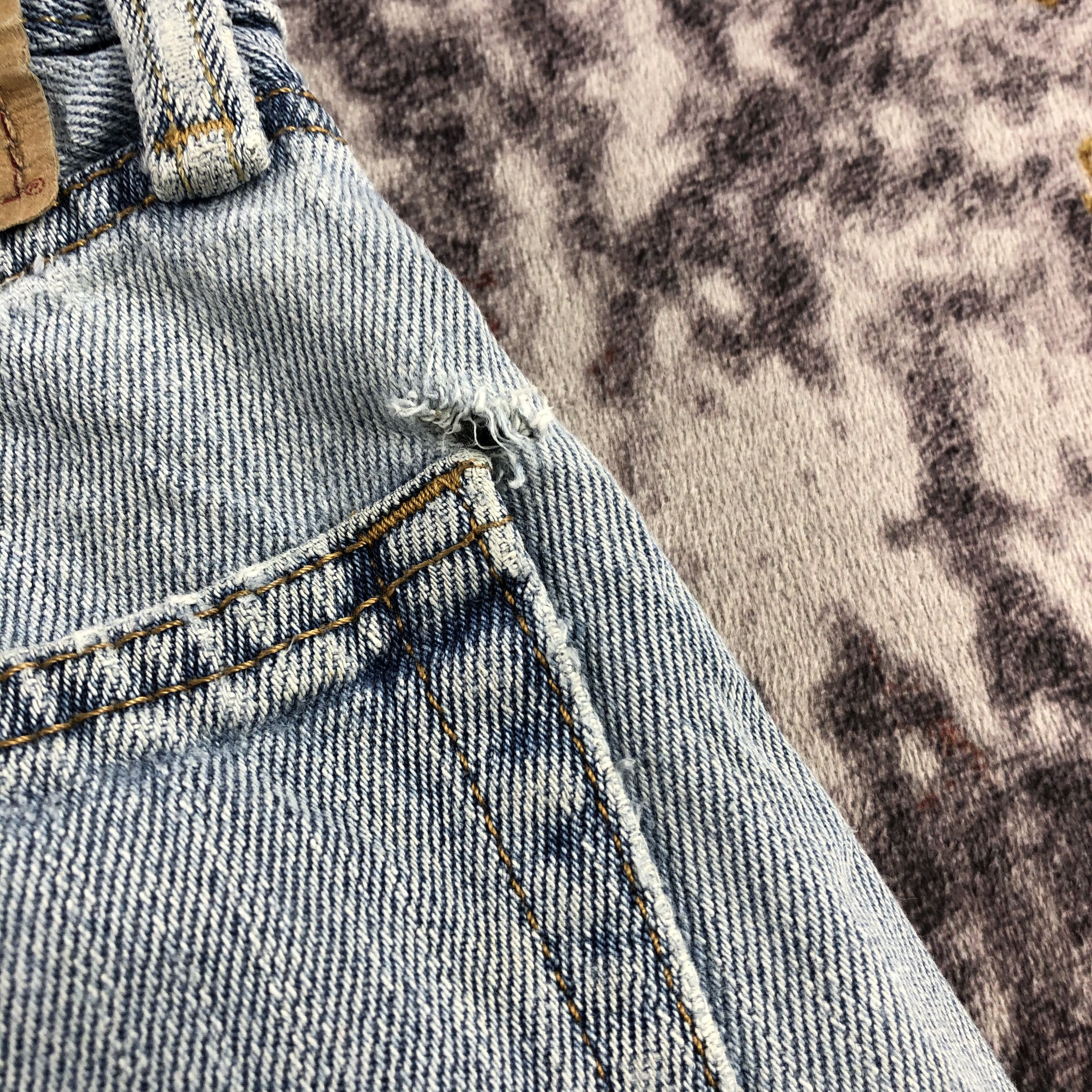 Levi's × Vintage Vintage Blue Wash Levis 505 Jeans-JM3175 Size US 34 / EU 50 - 9 Thumbnail