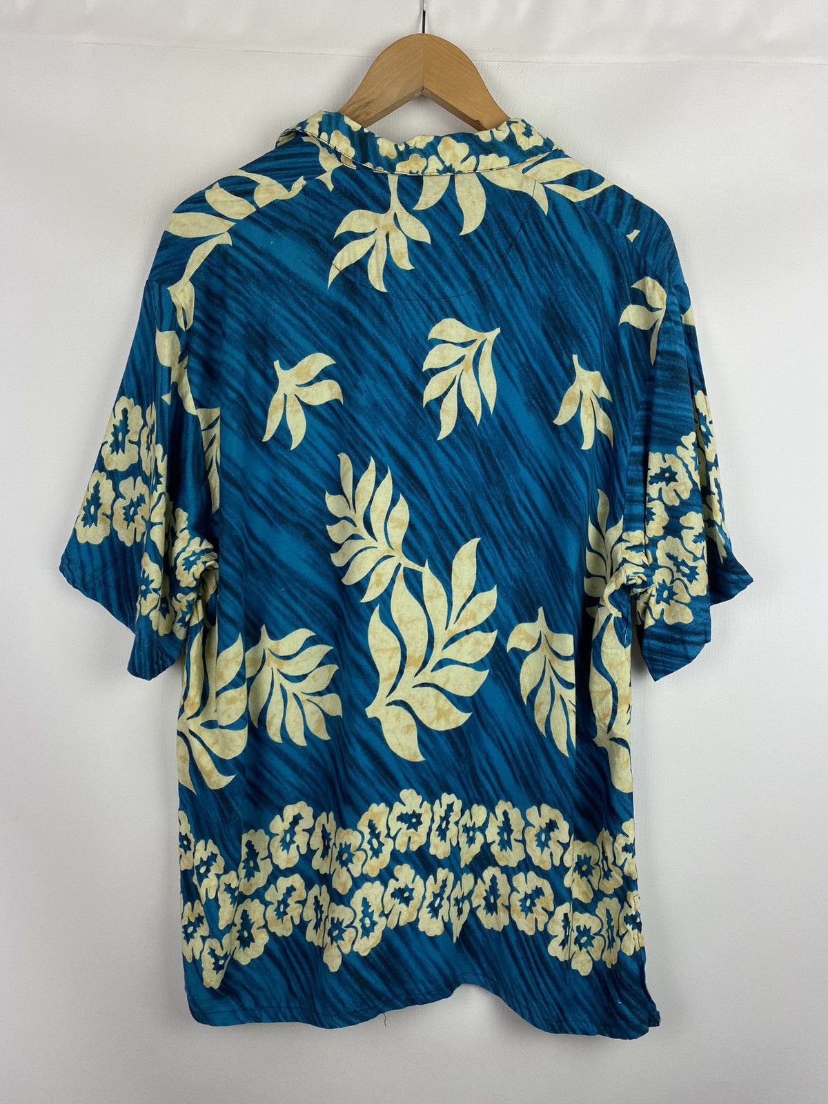 Vintage Vintage Hawaiian crazy shirt size L Size US L / EU 52-54 / 3 - 10 Thumbnail