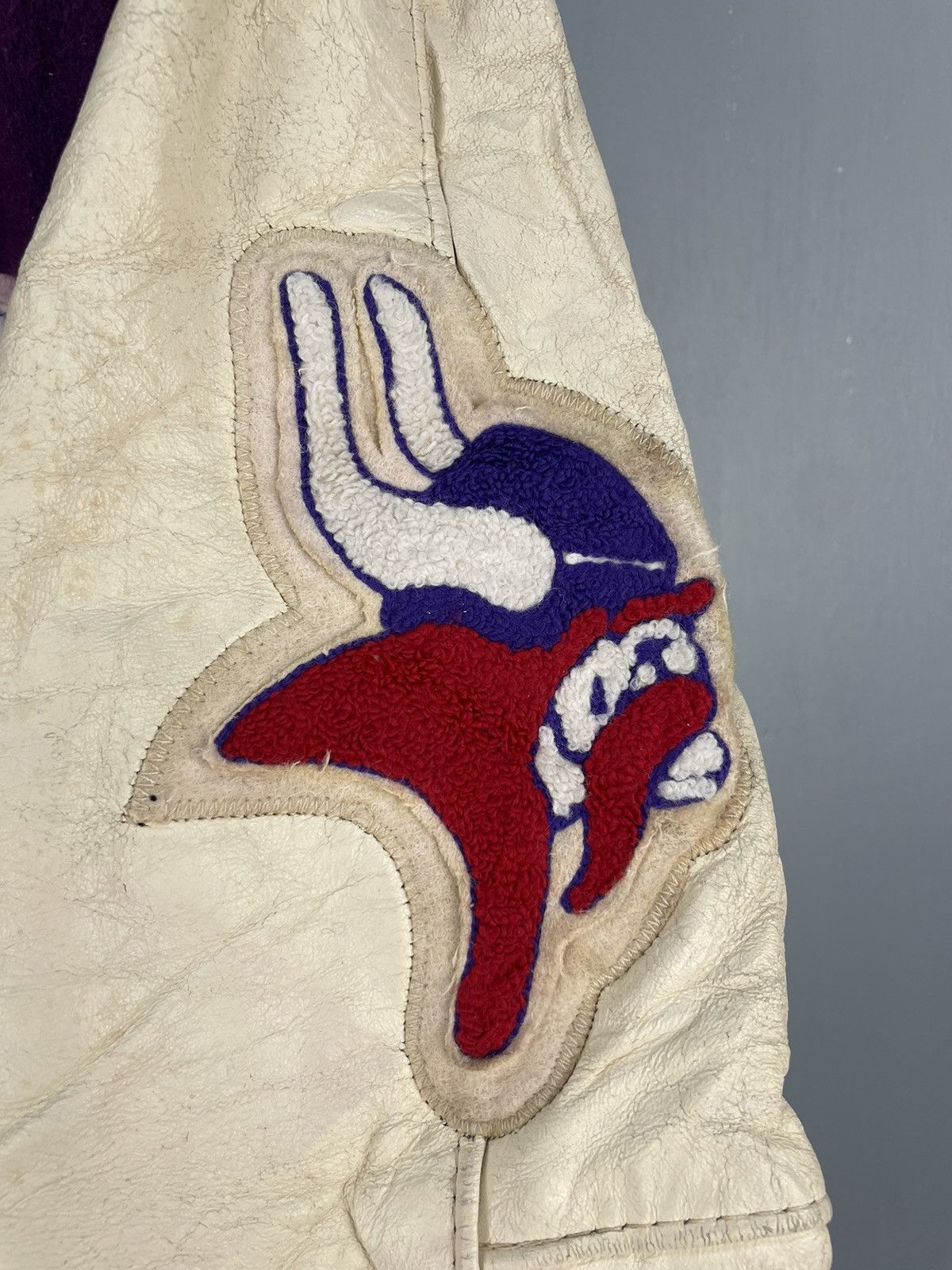 Vintage Vintage Parkway North Vikings Varsity jacket Size US XL / EU 56 / 4 - 8 Thumbnail