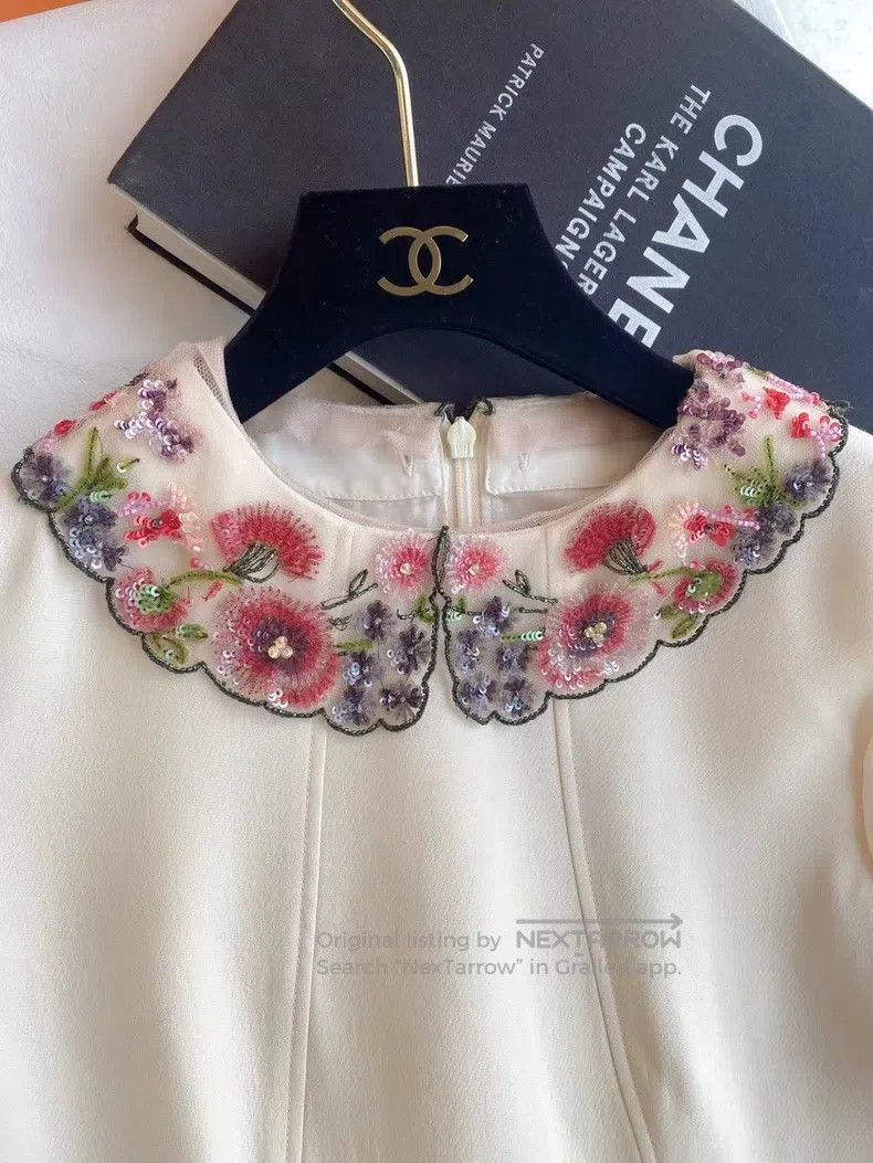 Valentino Valentino Heavy beaded embroidery doll collar short sleeve Size L / US 10 / IT 46 - 2 Thumbnail