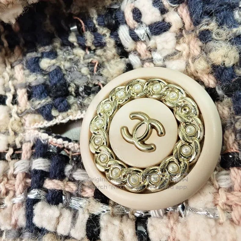 Chanel Chanel Early Spring Holiday Cruise Series Pink Plaid Woven Size S / US 4 / IT 40 - 5 Thumbnail