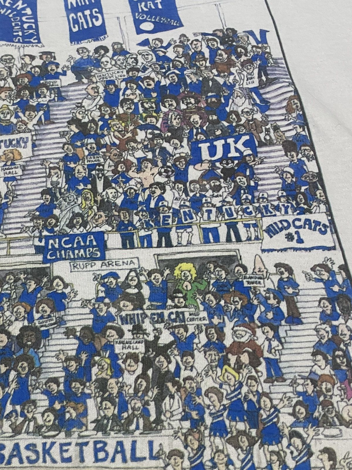 NBA 🔥VINTAGE 80s NCAA UNIVERSITY KENTUCKY BASKETBALL Size US XL / EU 56 / 4 - 5 Thumbnail