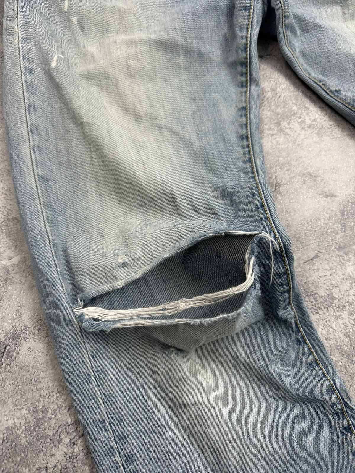 Carhartt Vintage Carhartt Thrashed Blue Crazy Faded Denim Jeans Y2K Size US 32 / EU 48 - 6 Thumbnail