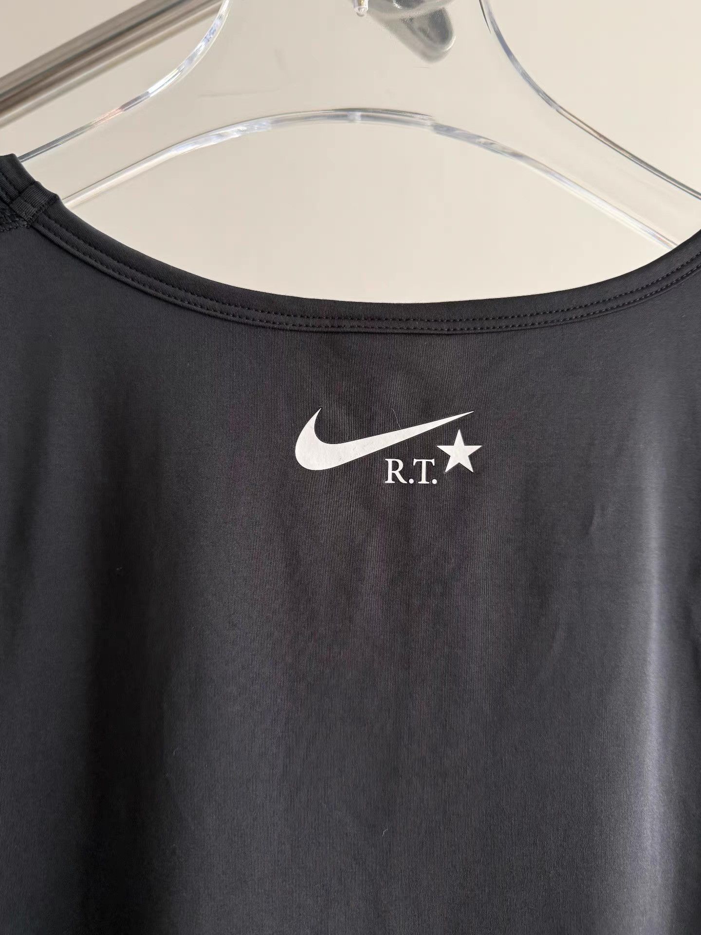 Nike Nike x R.T x Givenchy First Generation Sports Tank Top Q17 Size US S / EU 44-46 / 1 - 3 Thumbnail