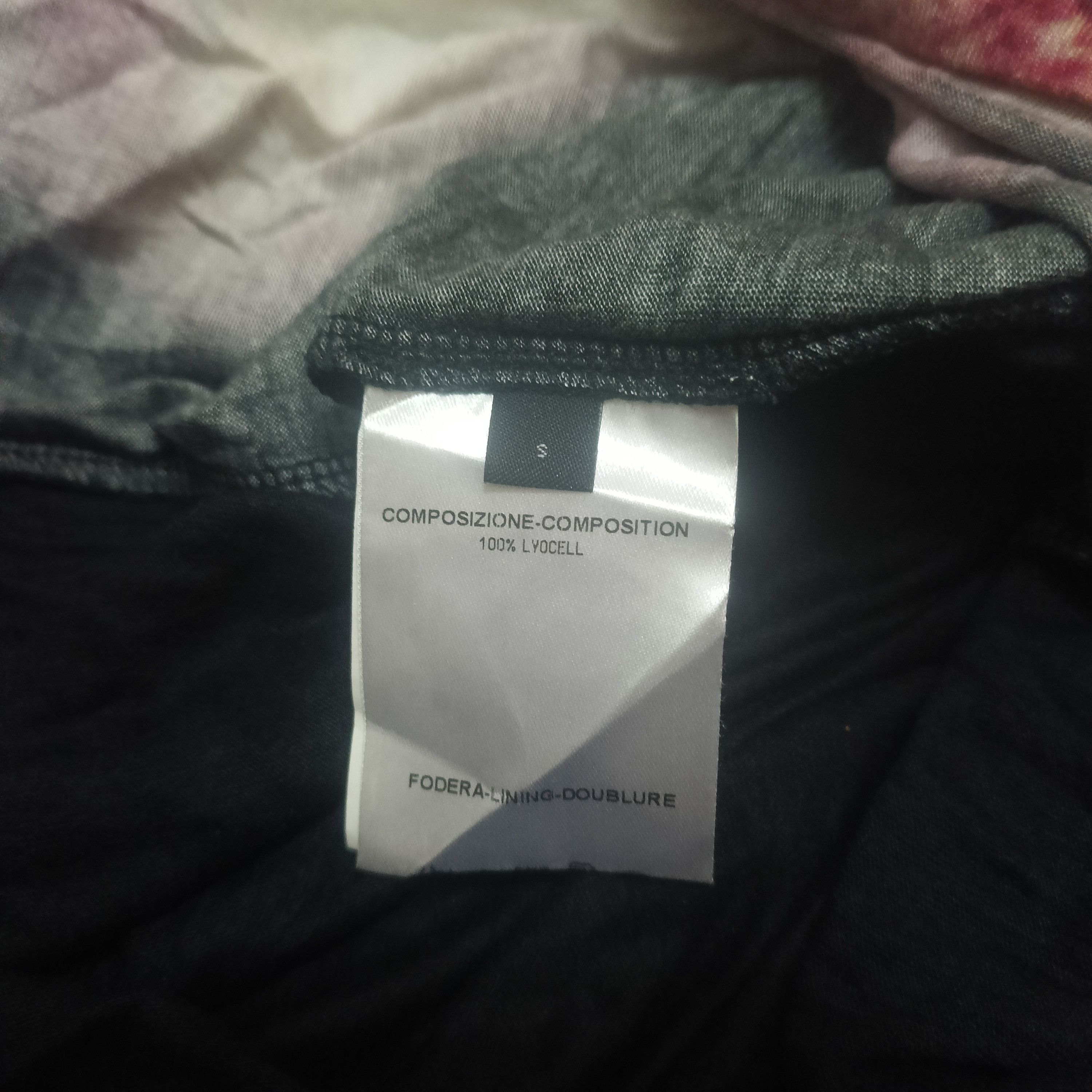 Alexander McQueen Rare Alexander McQueen lightning bolt design v neck Size S / US 4 / IT 40 - 7 Thumbnail
