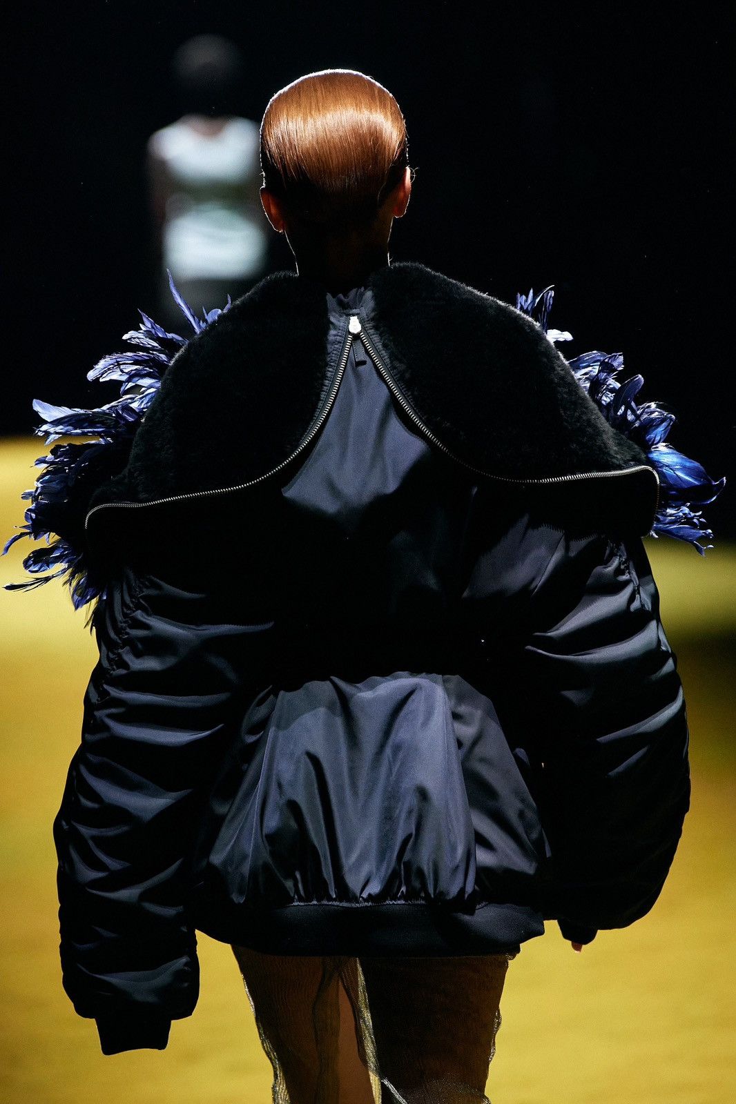 Prada Prada Runway FW22 Feather Re-Nylon Belted Down Jacket Size XS / US 0-2 / IT 36-38 - 2 Thumbnail