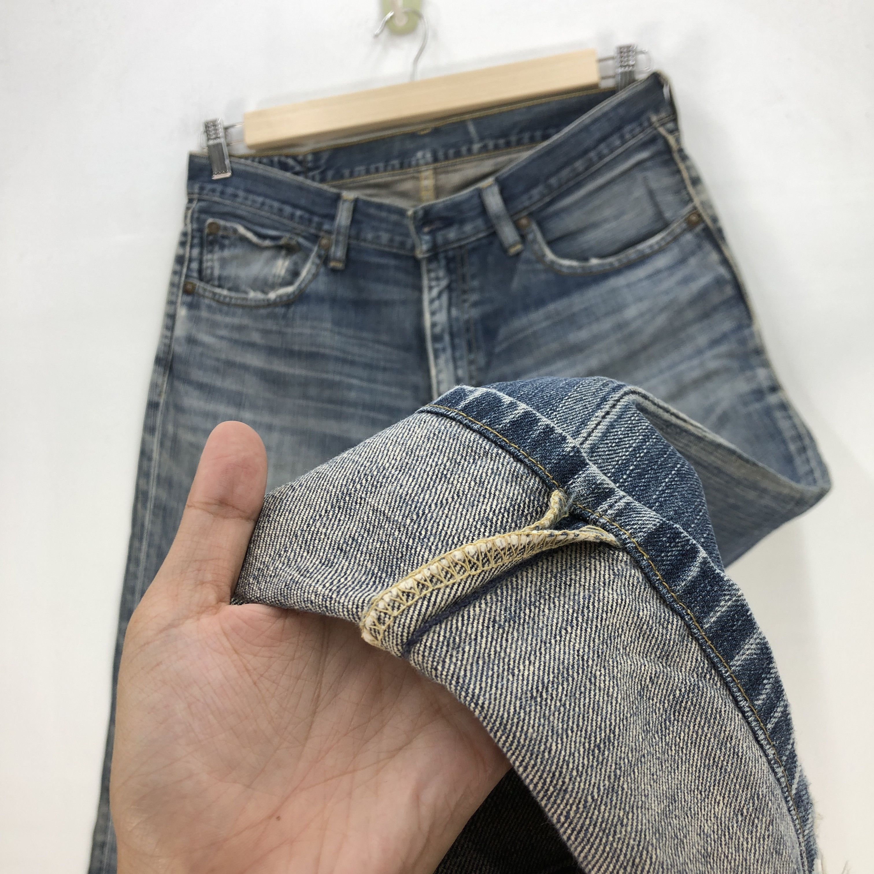 Levi's Vintage Levi's Distressed Jeans Levis Denim Levis Pants Size 32" / US 10 / IT 46 - 7 Thumbnail