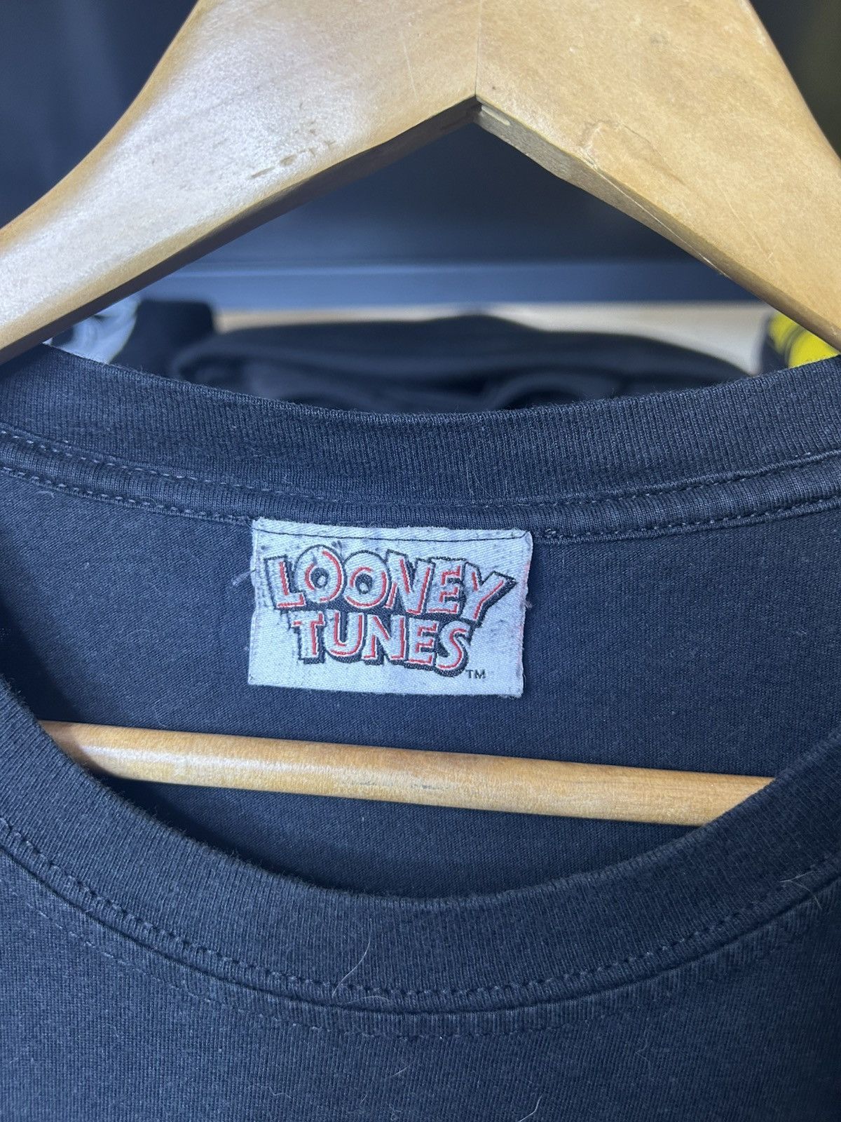Other Looney Tunes A-List Vintage Graphic Tee Black Size US XL / EU 56 / 4 - 4 Thumbnail