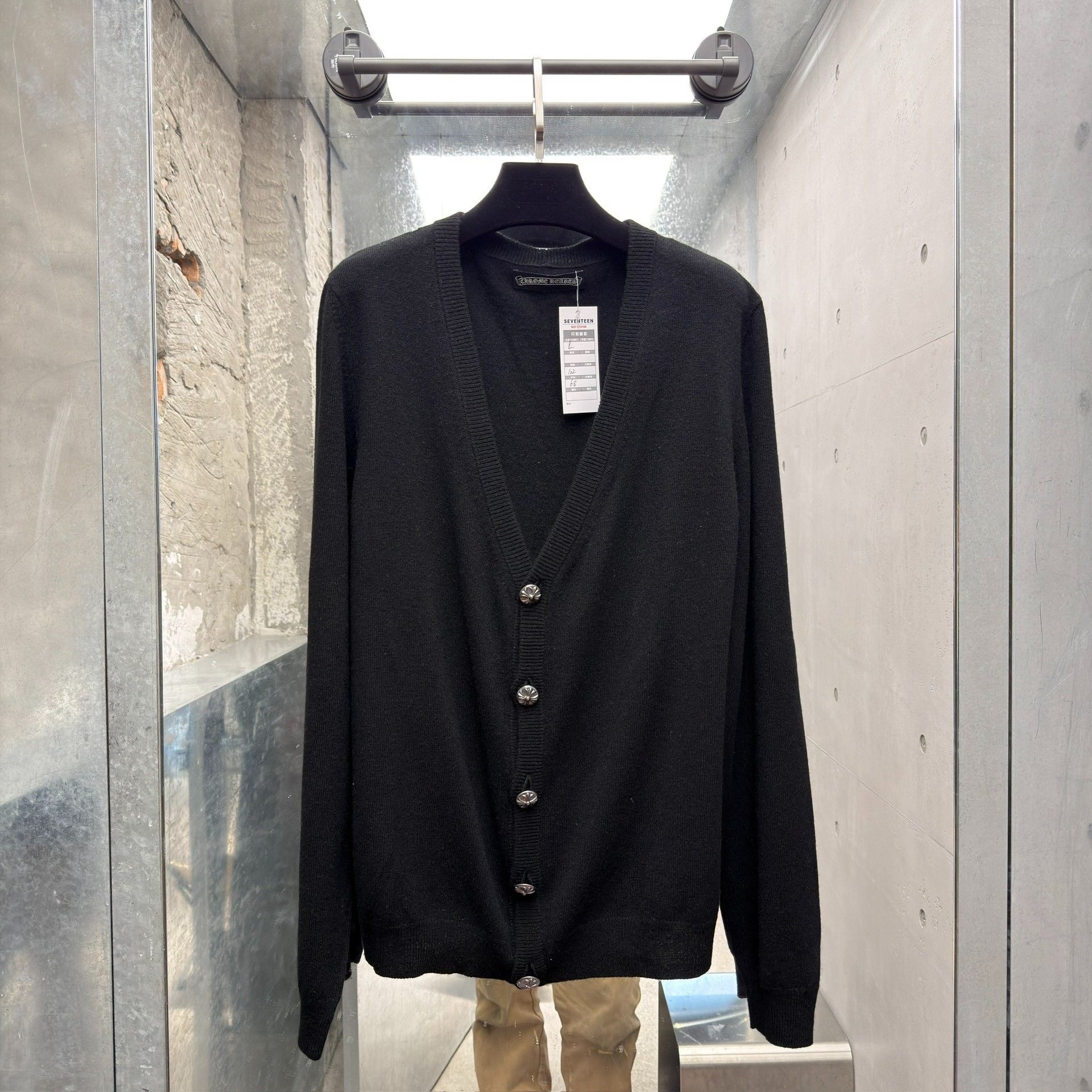 Chrome Hearts Chrome Hearts Silver Buckle Cashmere Cardigan Size US L / EU 52-54 / 3 - 1 Thumbnail