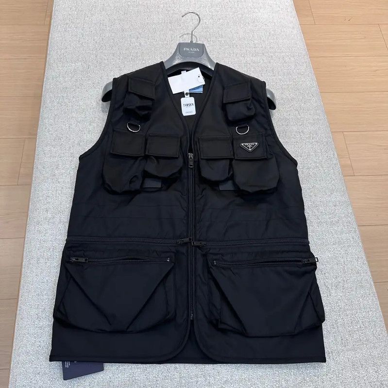 Prada Prada Women's Black Utility Vest Size M / US 6-8 / IT 42-44 - 1 Thumbnail