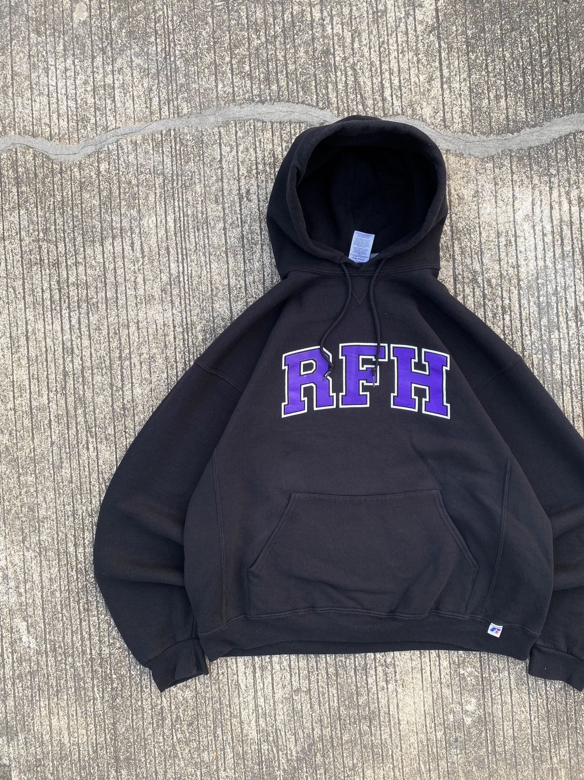 Vintage Vintage Russell Athletic Hoodie RFH Size US XL / EU 56 / 4 - 1 Thumbnail