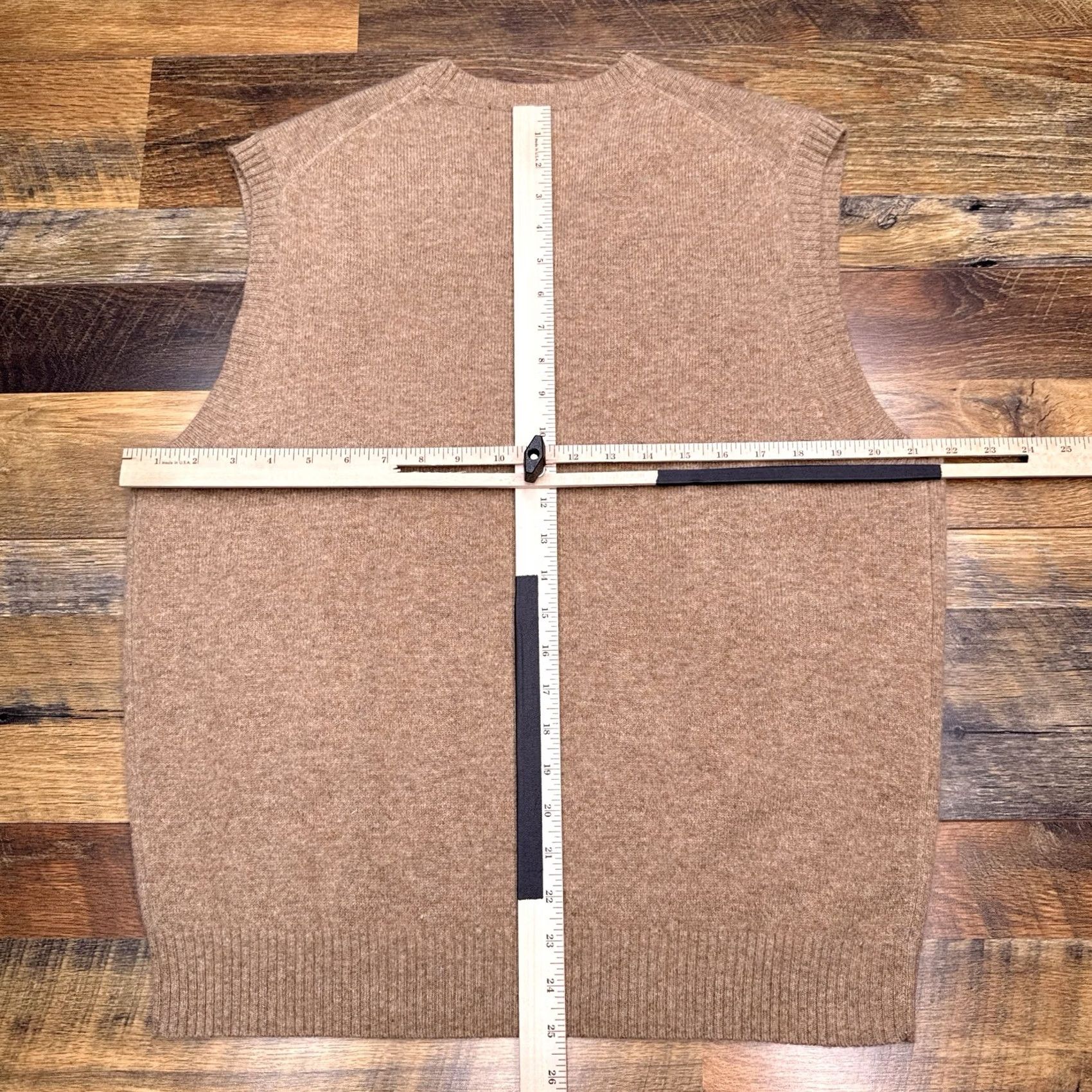Brooks Brothers Brooks Brothers Vest Mens Medium Tan Brown Wool Knit V-Neck Sleeveless Solid Logo Regular Workwear Formal Casual Preppy Vintage No Size US M / EU 48-50 / 2 - 6 Thumbnail