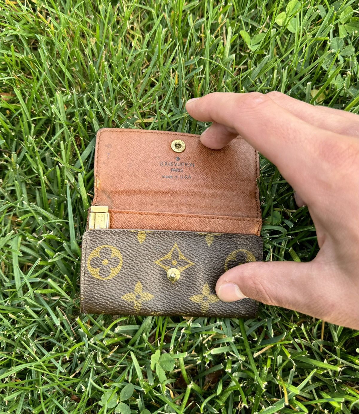 Louis Vuitton Louis Vuitton Vintage 90 Size ONE SIZE - 2 Thumbnail