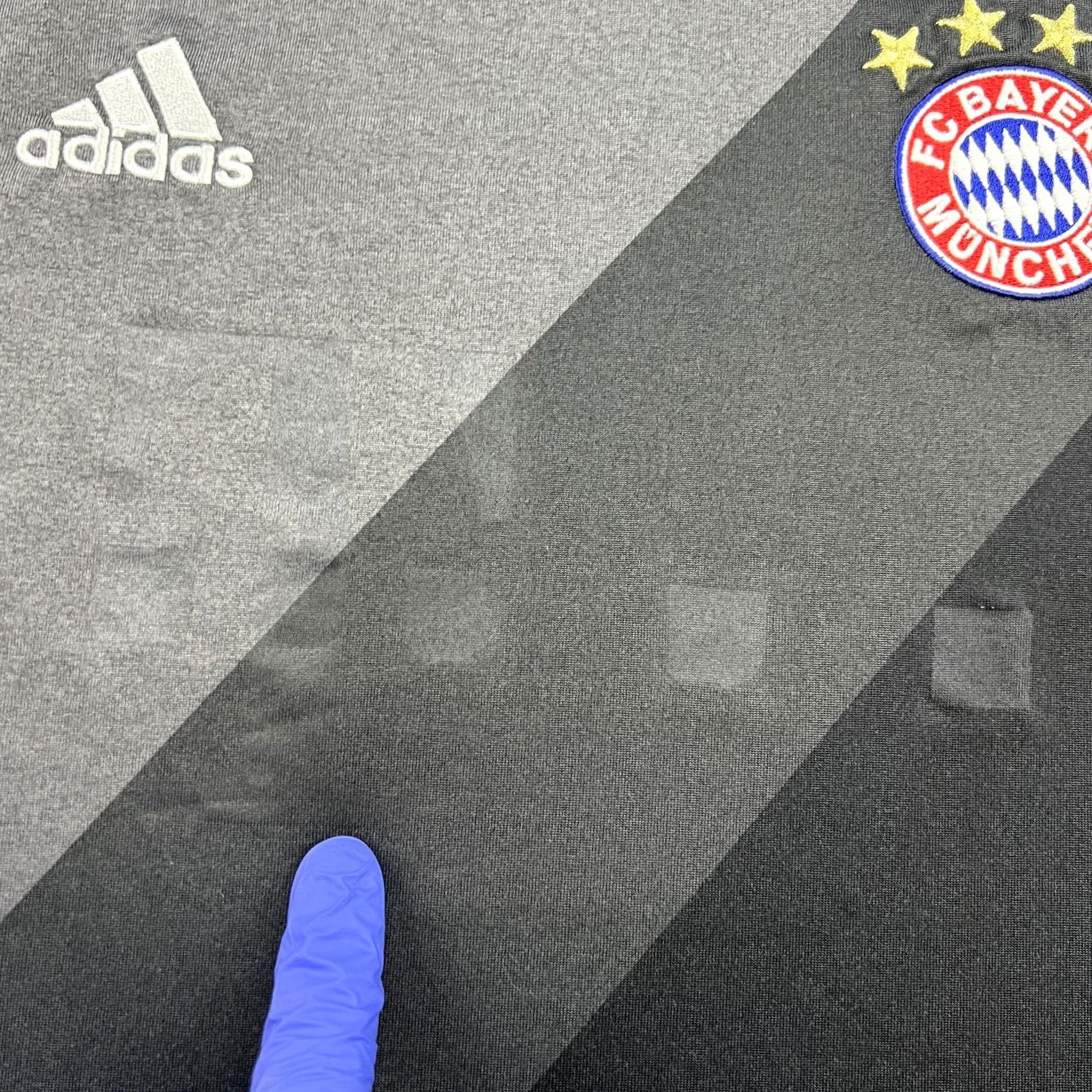 Adidas Bayern Munich 2016 Away Mens Football Jersey Medium Adidas Shirt Camiseta Size US M / EU 48-50 / 2 - 4 Thumbnail