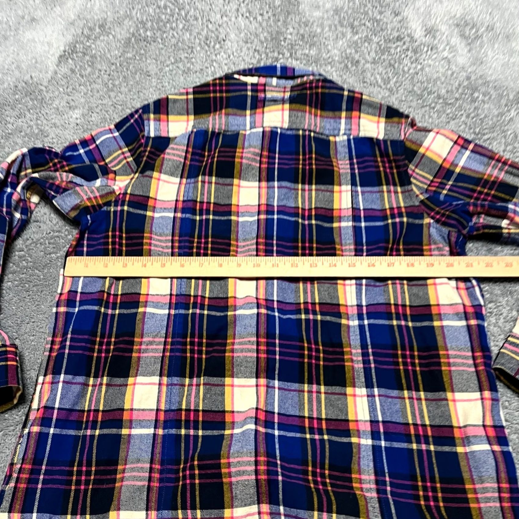 Duluth Trading Company Duluth Trading Shirt Womens Large Free Swingin' Cotton Flannel Plaid Outdoor Blue Button-Up Womens L Regular Men? Size L / US 10 / IT 46 - 4 Thumbnail