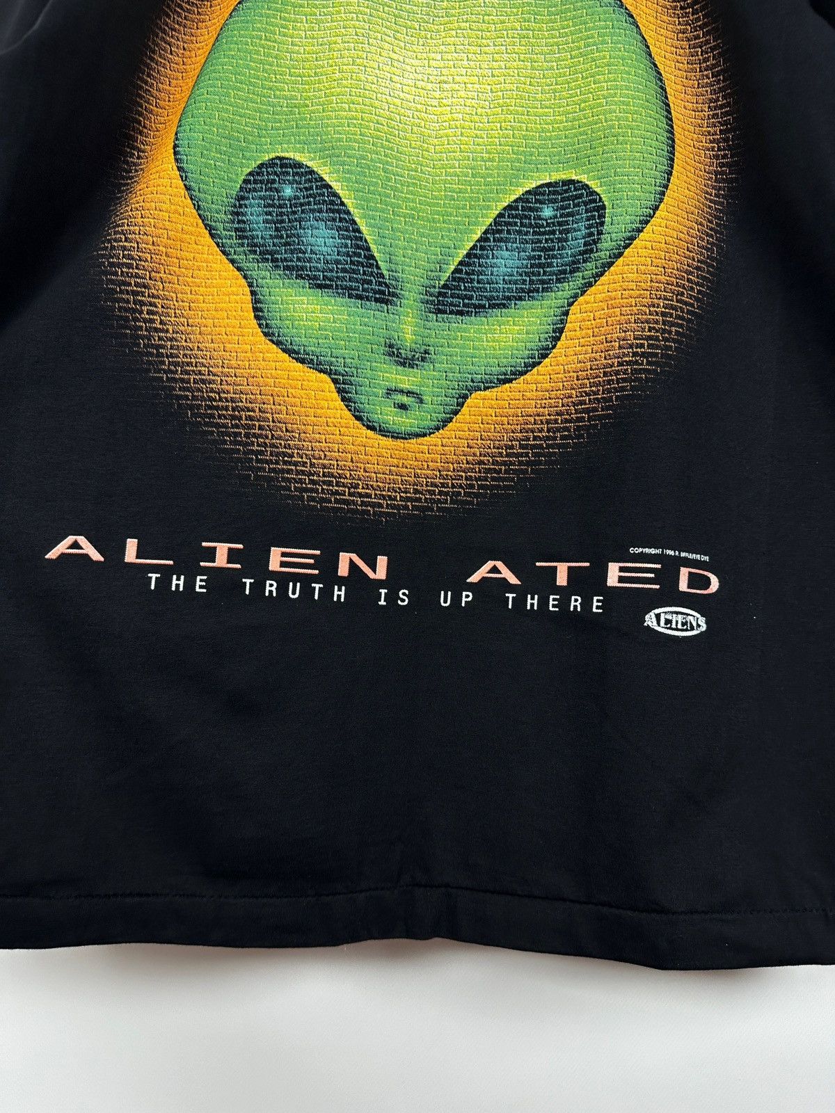 Alien Workshop 1996 Vintage Alien Workshop Alienated Single Stitch T-Shirt Size US L / EU 52-54 / 3 - 12 Thumbnail