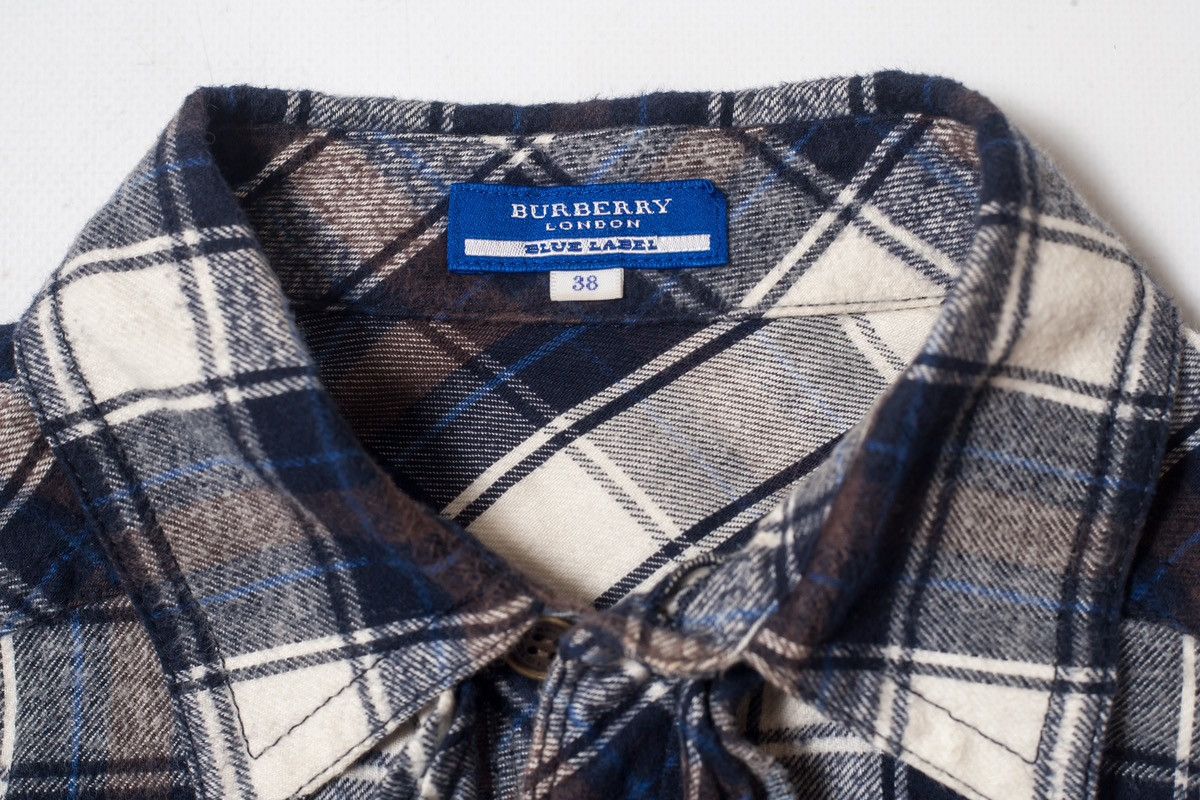 Burberry Burberry Blue Label Short Sleeve Check Dress Size XS / US 0-2 / IT 36-38 - 3 Thumbnail