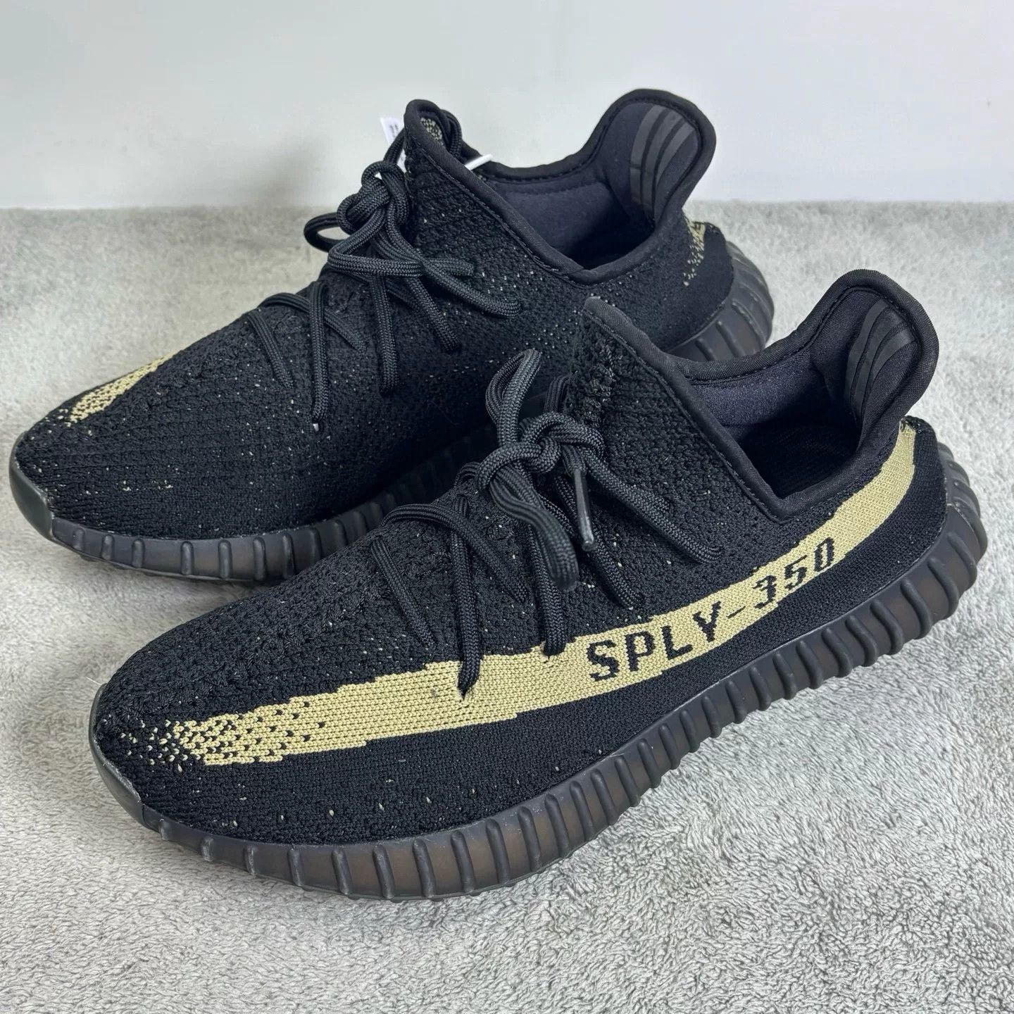 Adidas Adidas YEEZY Green Lowtop Sneakers 42 Men Size US 9 / EU 42 - 1 Thumbnail