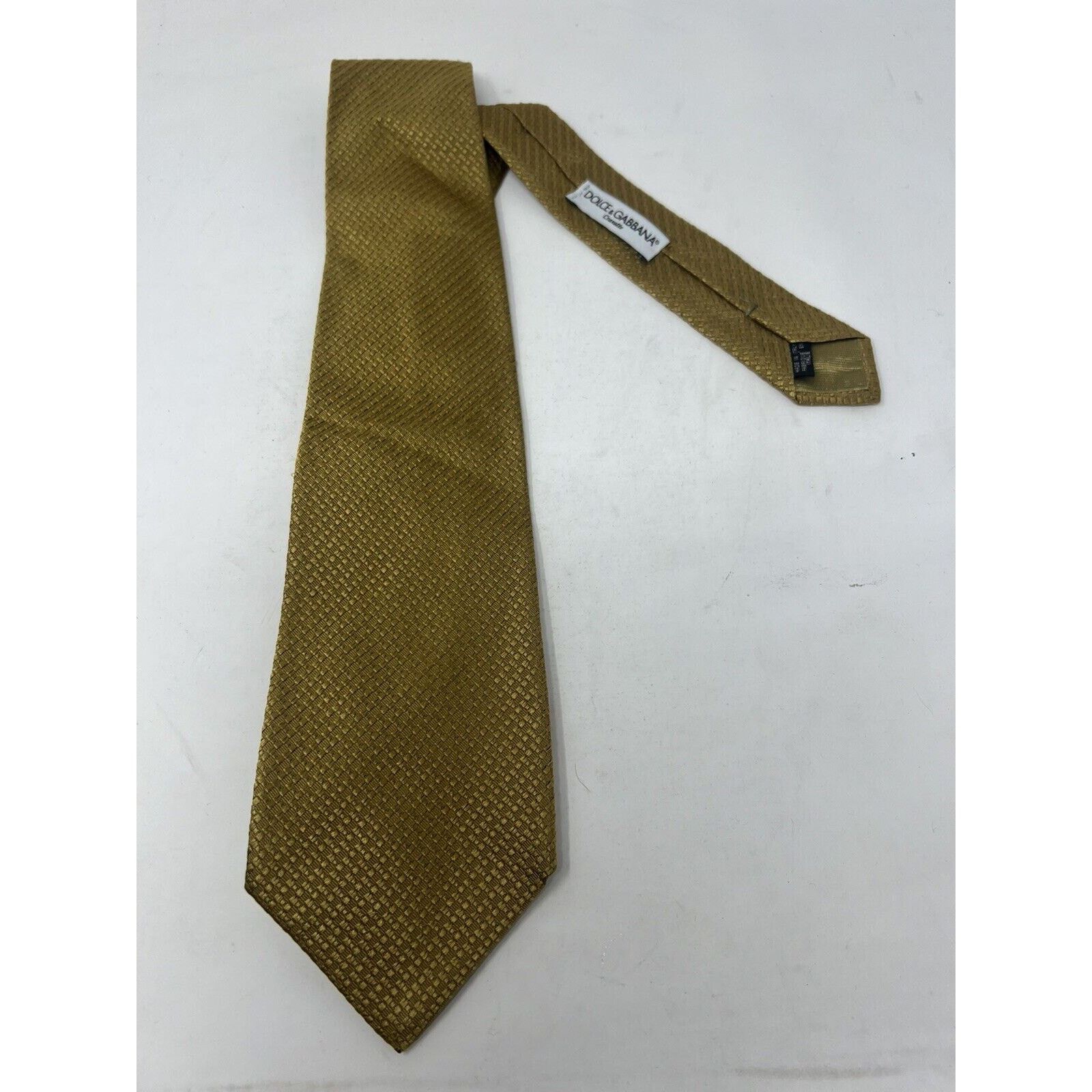 Vintage Dolce and Gabbana Cravatte Tie Gold Silk Blend Logo Italy Size ONE SIZE - 1 Thumbnail