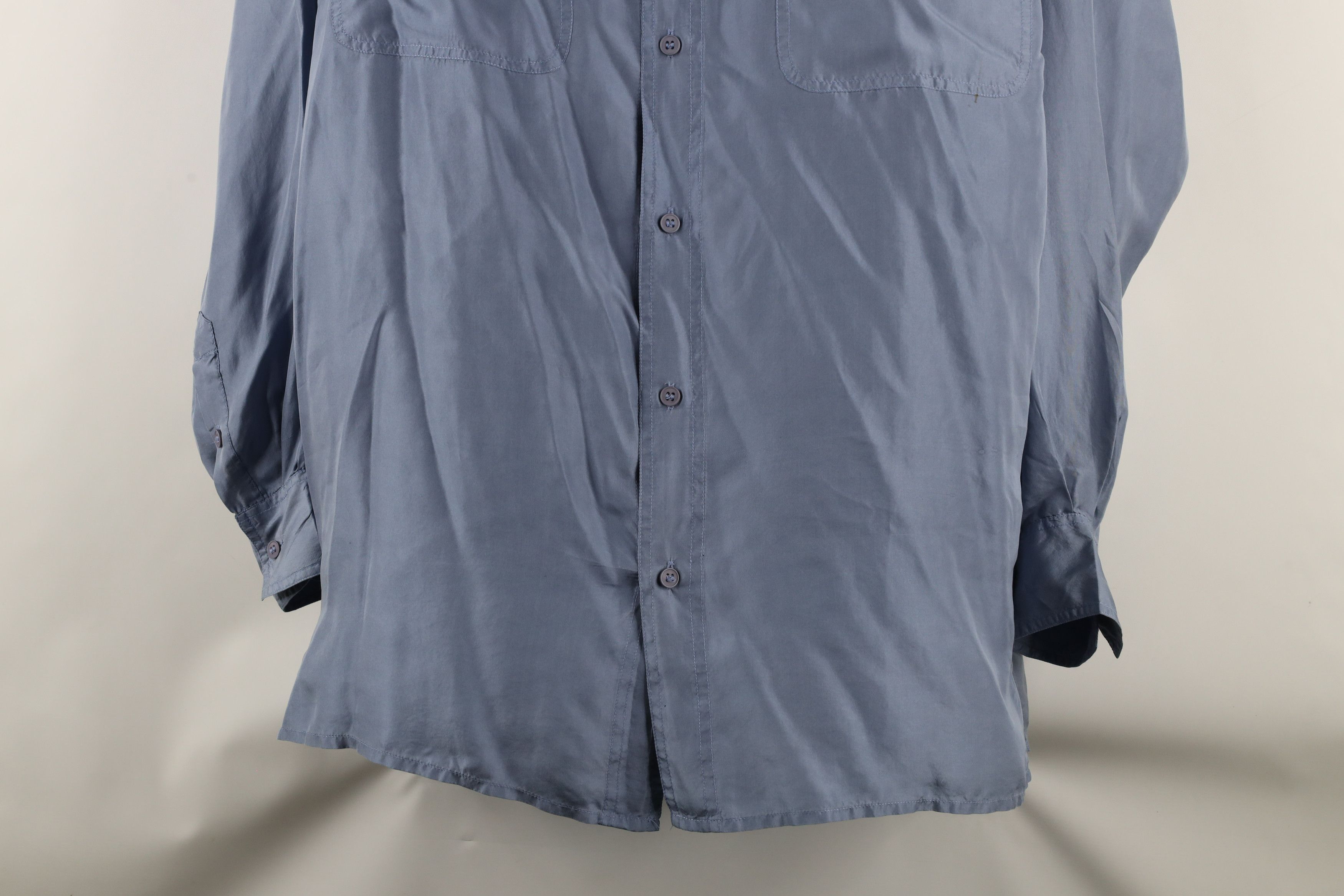 Vintage Vintage 90s Streetwear Silk Collared Button Shirt Blue Size US M / EU 48-50 / 2 - 3 Thumbnail