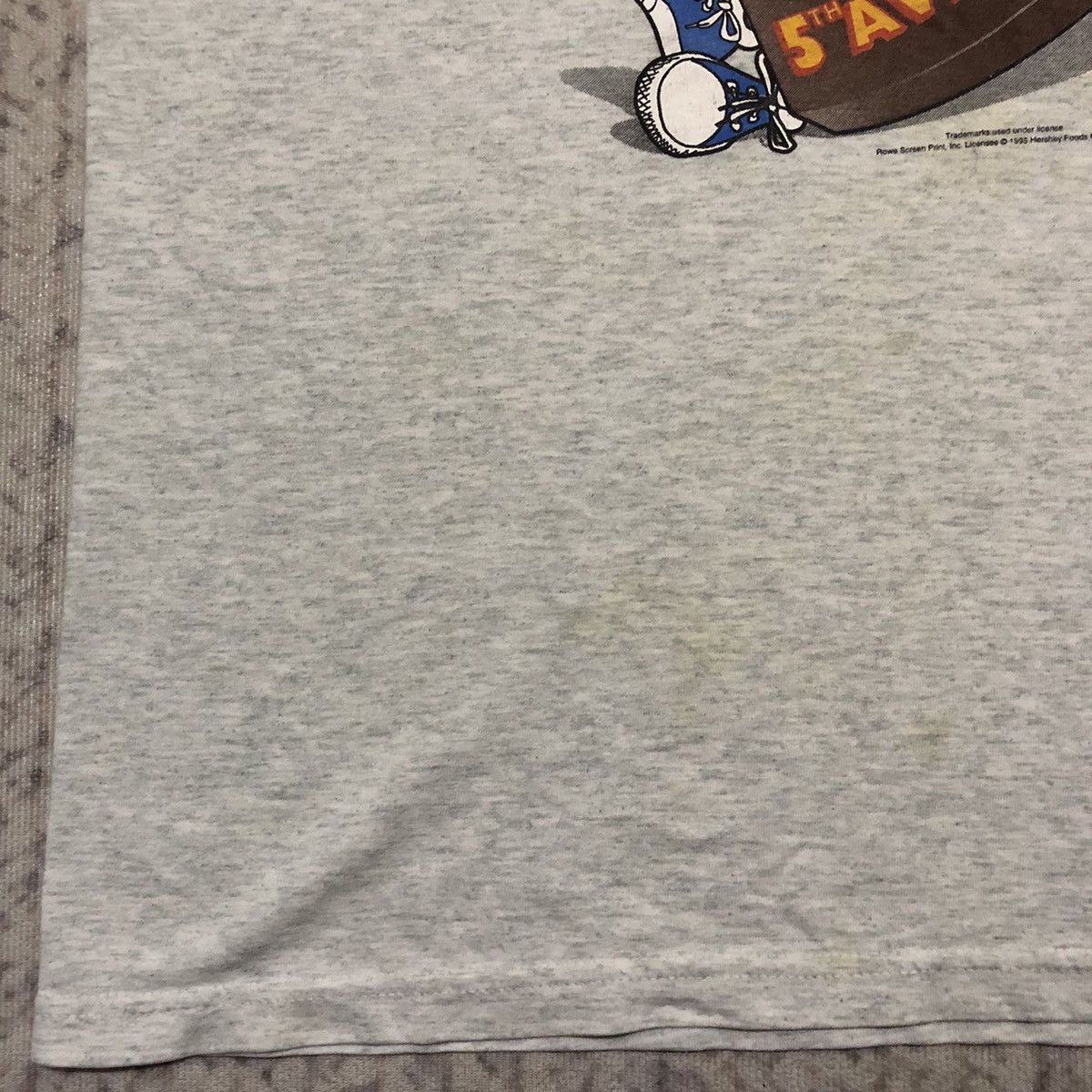 Vintage Rare Vintage 1995 Hershey Foods Corporation Tees Size US XL / EU 56 / 4 - 9 Thumbnail