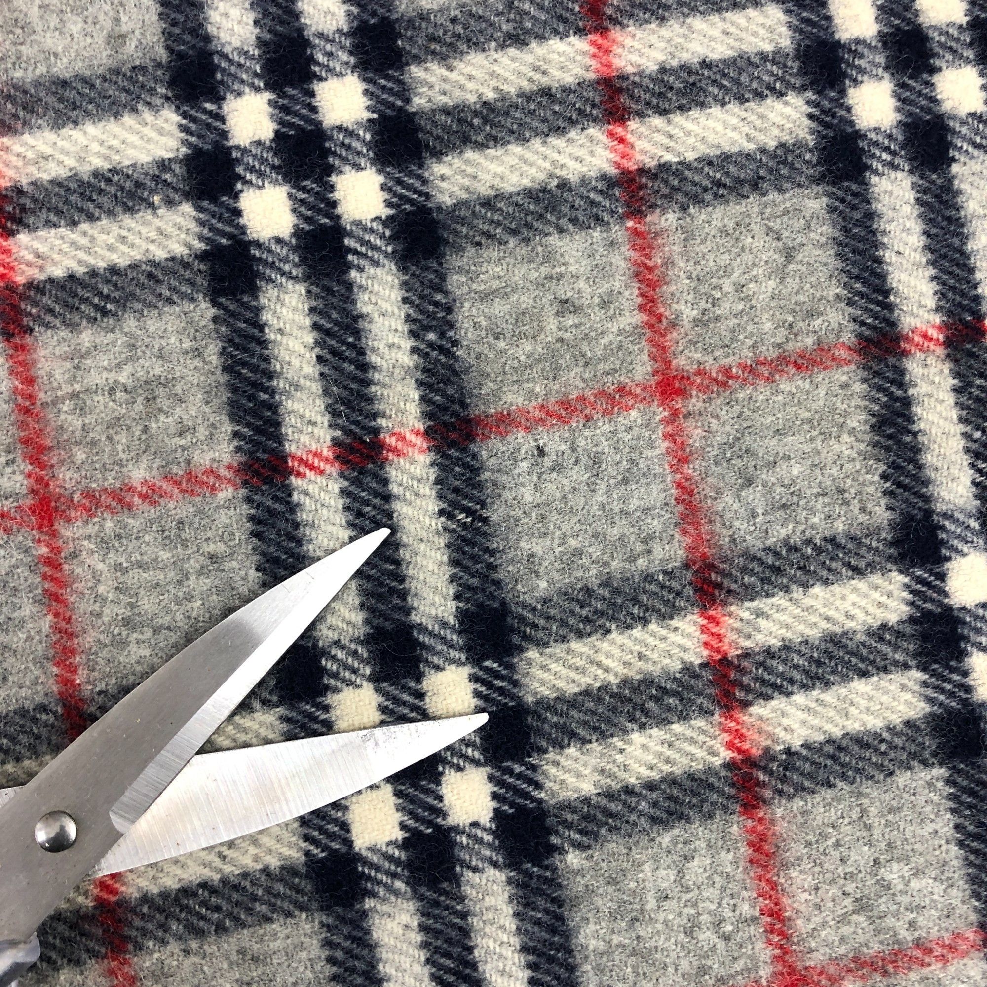 Burberry Vintage Burberry Scarf Muffler Wool Cashmere Scarves. Size ONE SIZE - 9 Thumbnail
