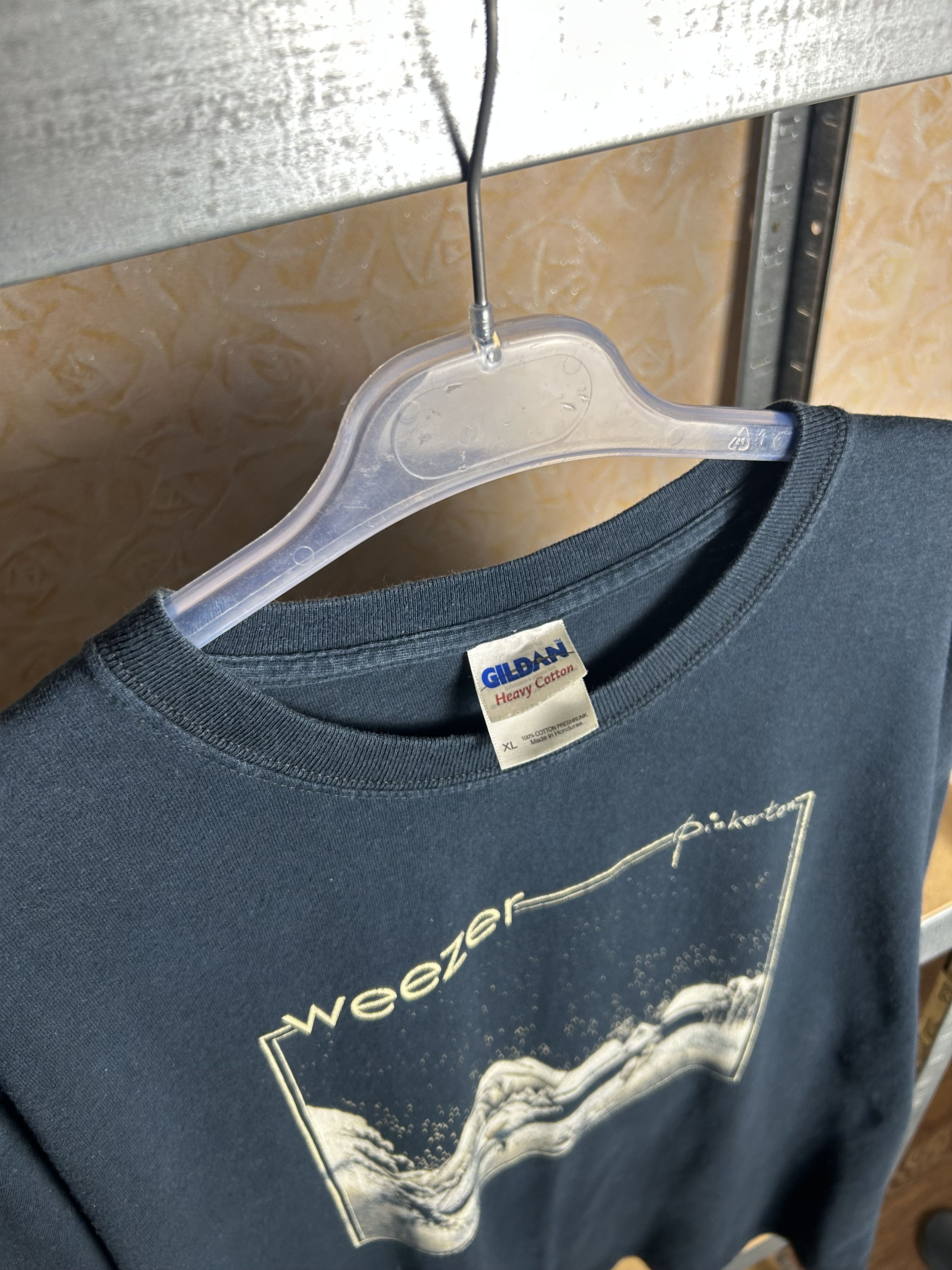 Band Tees Vintage 2000s Weezer Pinkerton Band T-shirt Size US XL / EU 56 / 4 - 4 Thumbnail