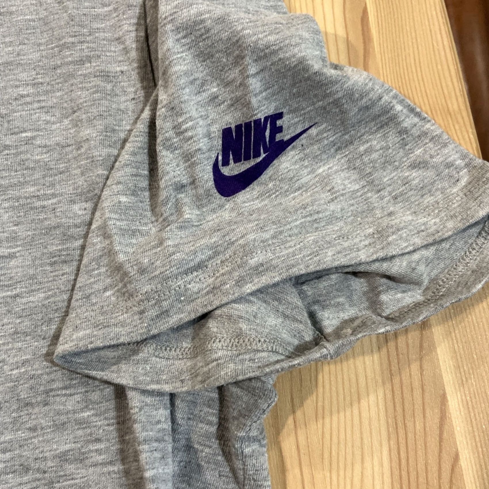 Nike Nike Tee Shirt Mens XL Gray Big Logo Lakers Grafiti Crew Neck Athleisure Retro Size US XL / EU 56 / 4 - 3 Thumbnail
