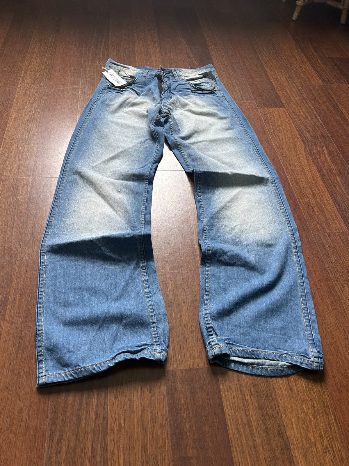 Japanese Brand Vintage Faded Denim Jeans NWT Streetwear Baggy Fit Size 42 Size US 32 / EU 48 - 3 Thumbnail