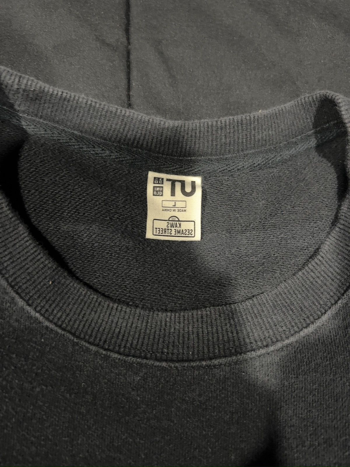 Kaws × Uniqlo Kaws x Uniqlo x Sesame Street Crew Neck Size US L / EU 52-54 / 3 - 2 Thumbnail
