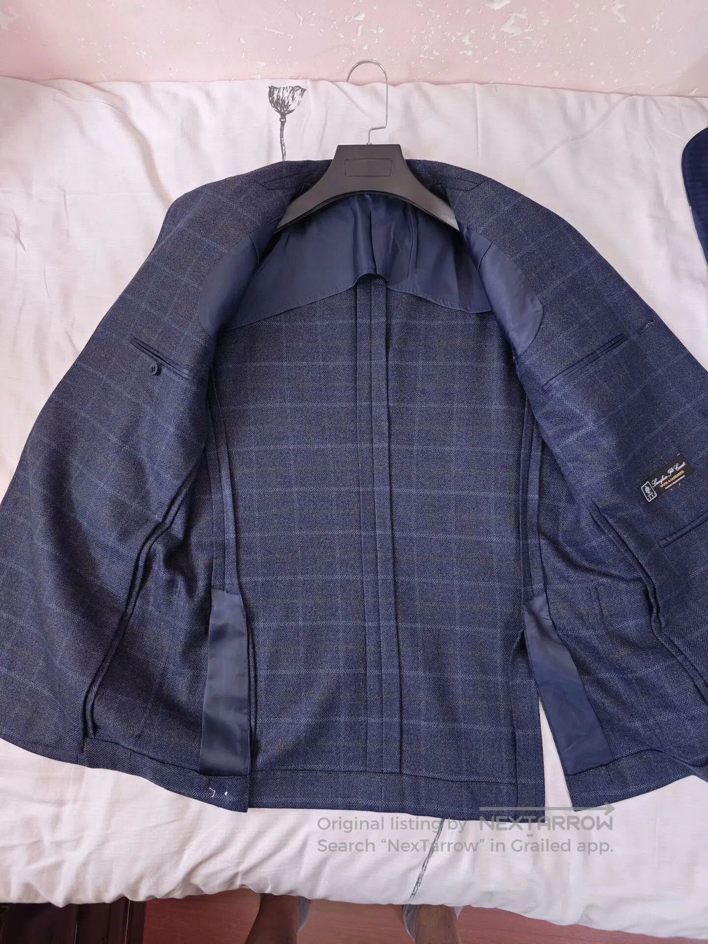 Cerruti 1881 Custom Wool Cashmere Suit by Cerruti 1881. Size US M / EU 48-50 / 2 - 6 Thumbnail