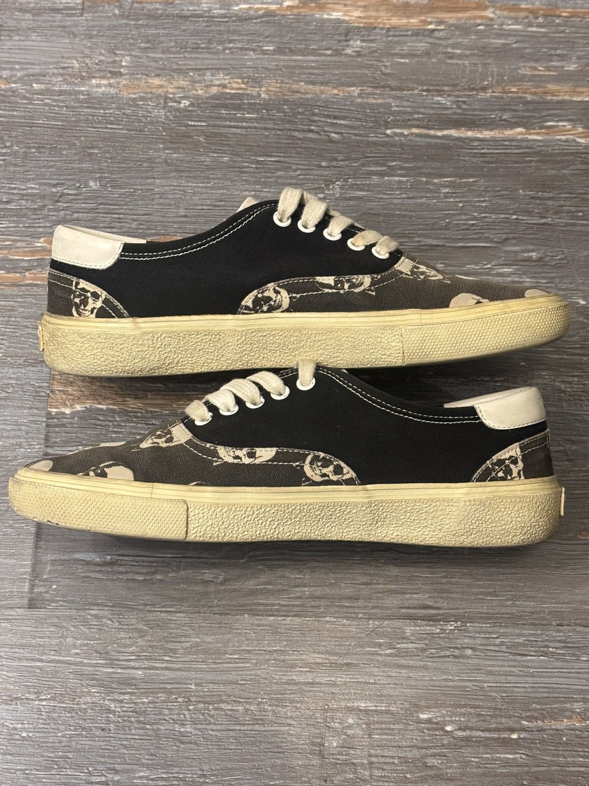 Saint Laurent Paris Saint Laurent Venice Skull Print Sneaker Hedi Slimane 8 Size US 8 / EU 41 - 3 Thumbnail