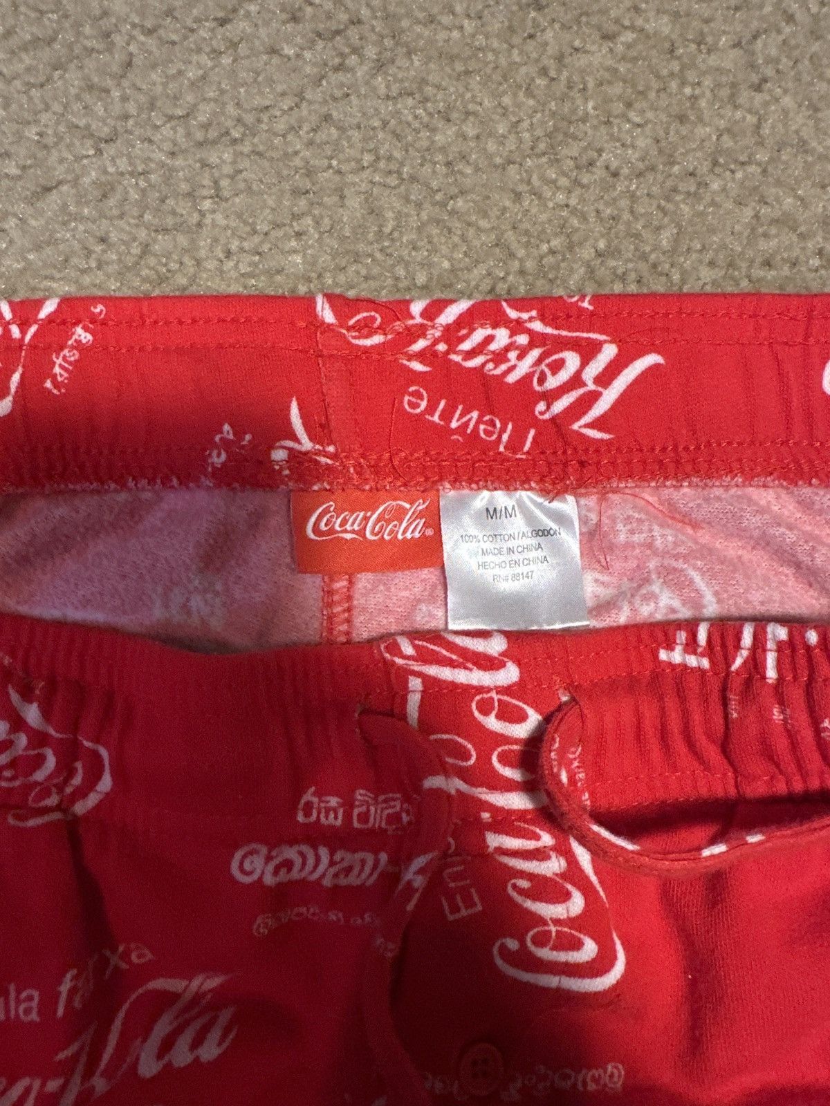 Coca Cola Coca-Cola Pattern Sweatshorts Size US 32 / EU 48 - 3 Thumbnail