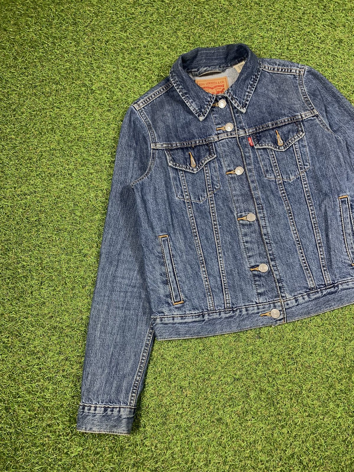 Levi's × Levi's Vintage Clothing × Vintage Vintage Levi’s denim jacket jeans streetwear y2k size S Size S / US 4 / IT 40 - 3 Thumbnail